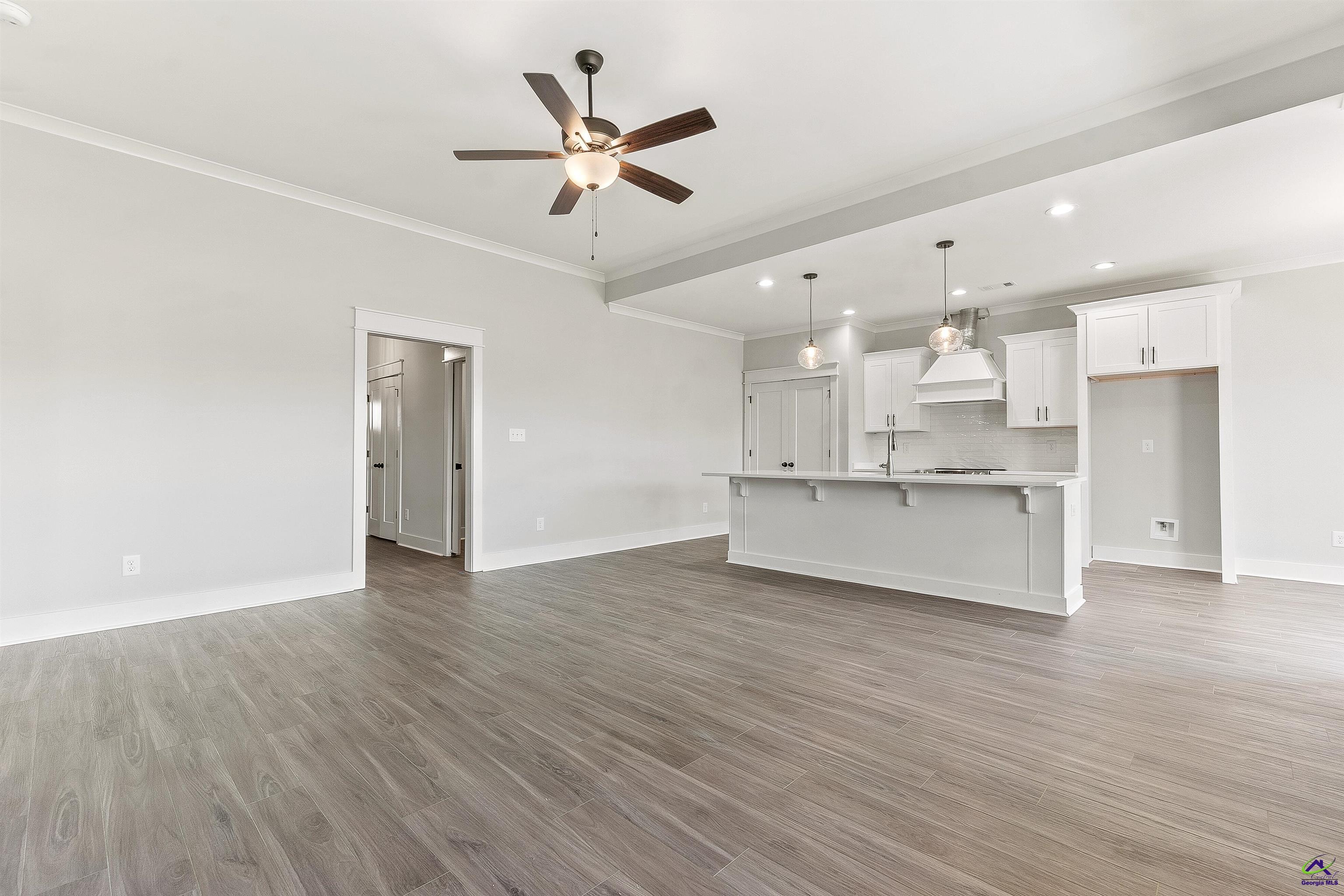 607 Bristleleaf Path