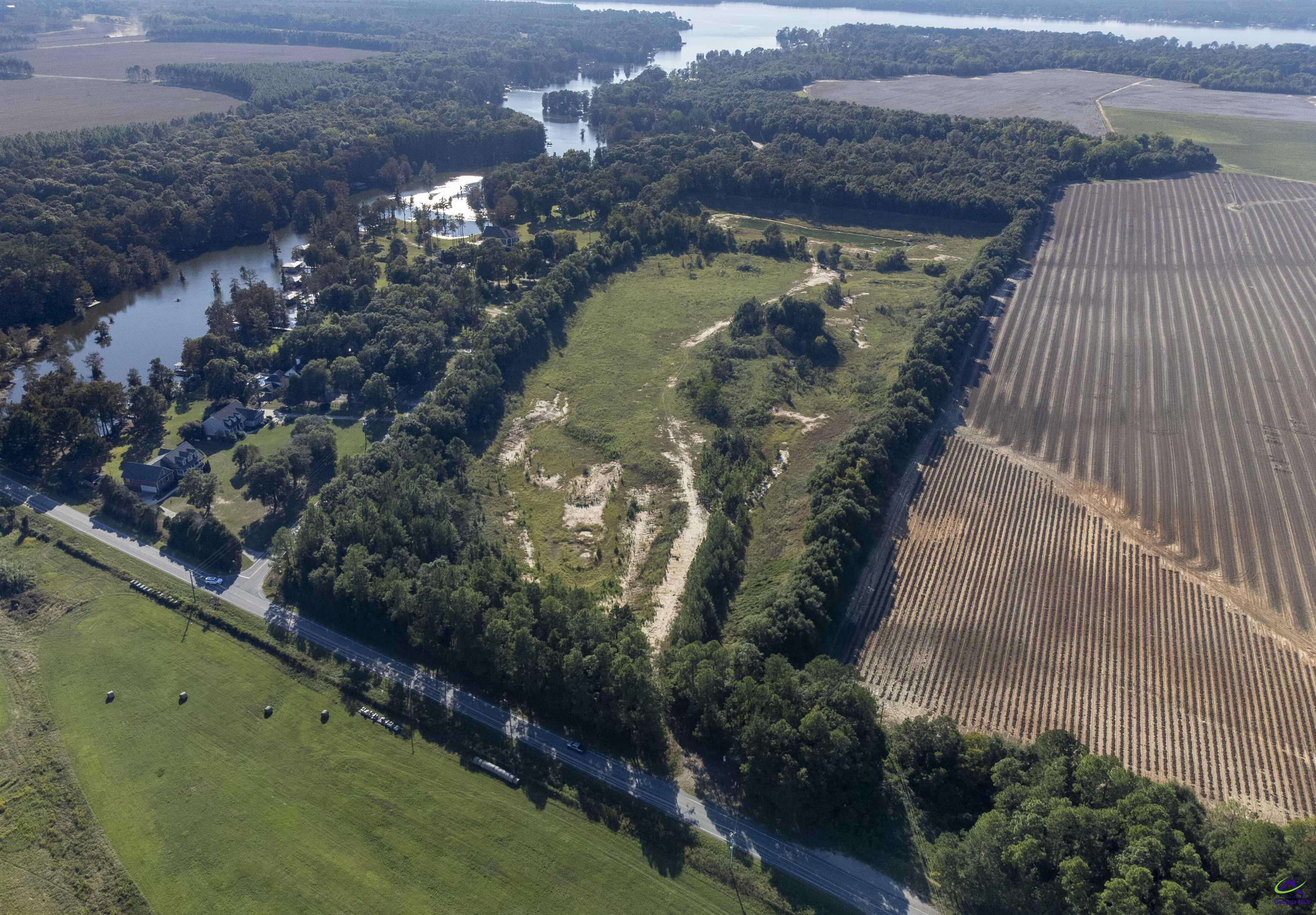 007 006A Coney Road South