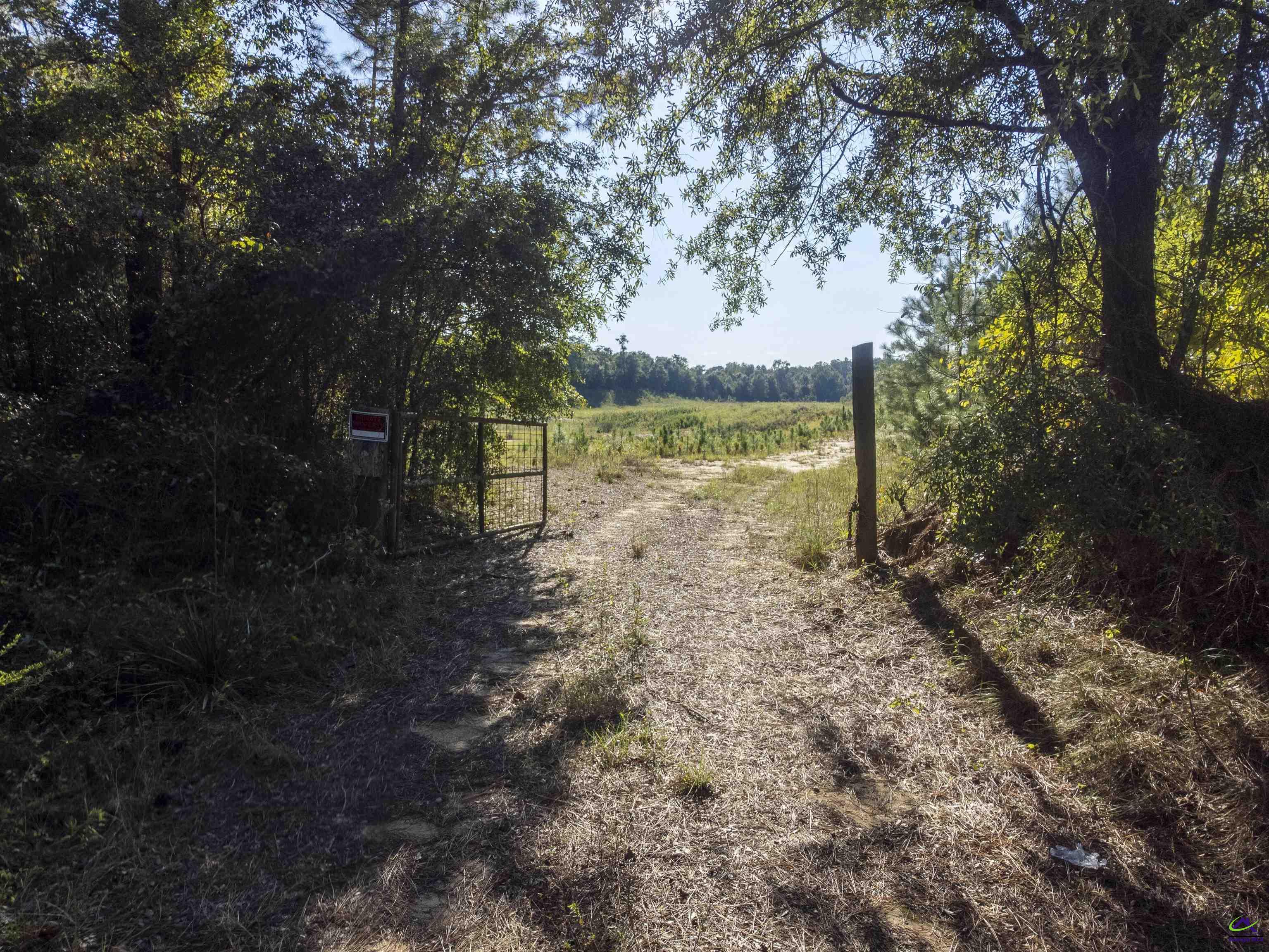 007 006A Coney Road South