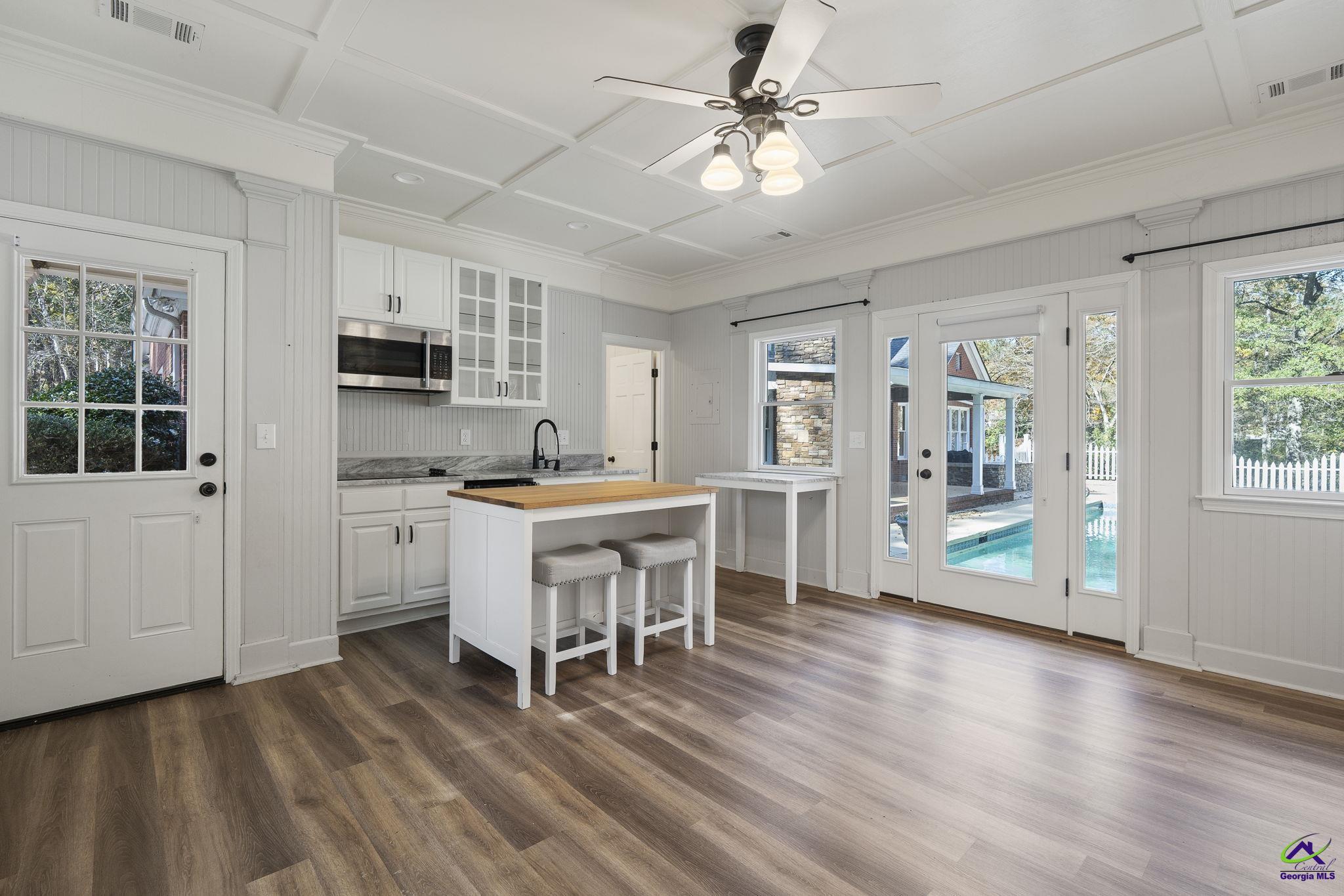 1231 Woodcrest Drive