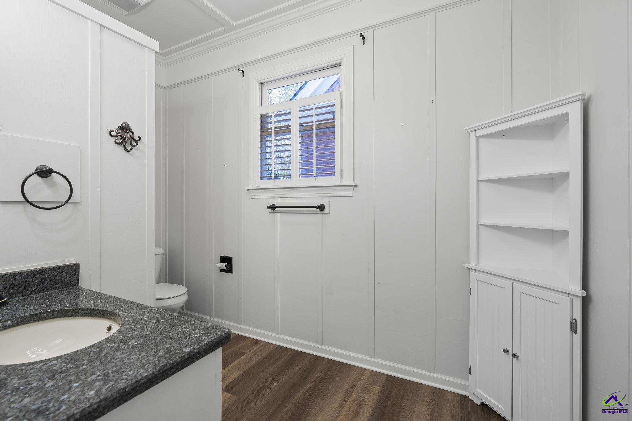 1231 Woodcrest Drive