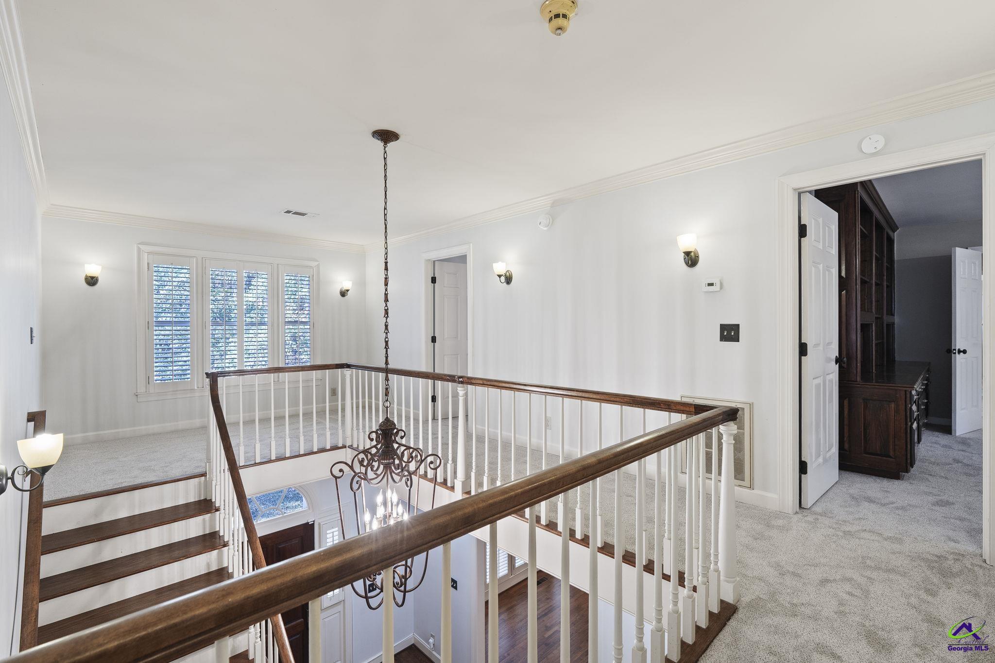 1231 Woodcrest Drive