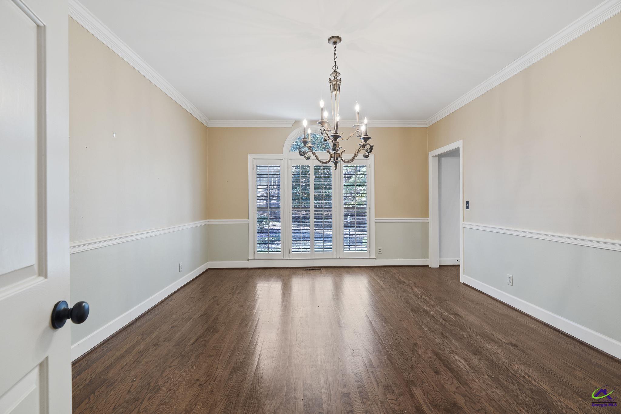 1231 Woodcrest Drive