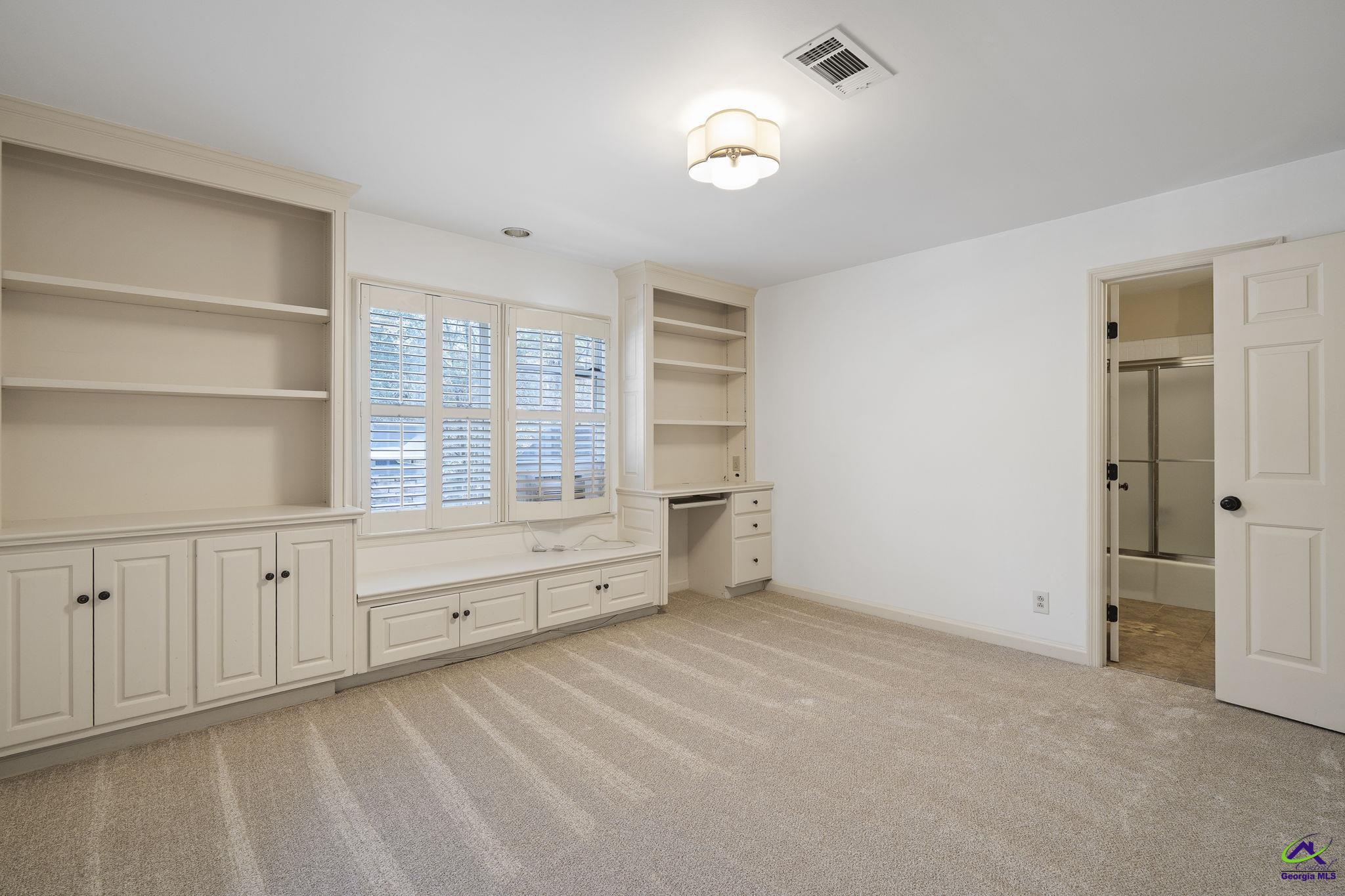 1231 Woodcrest Drive