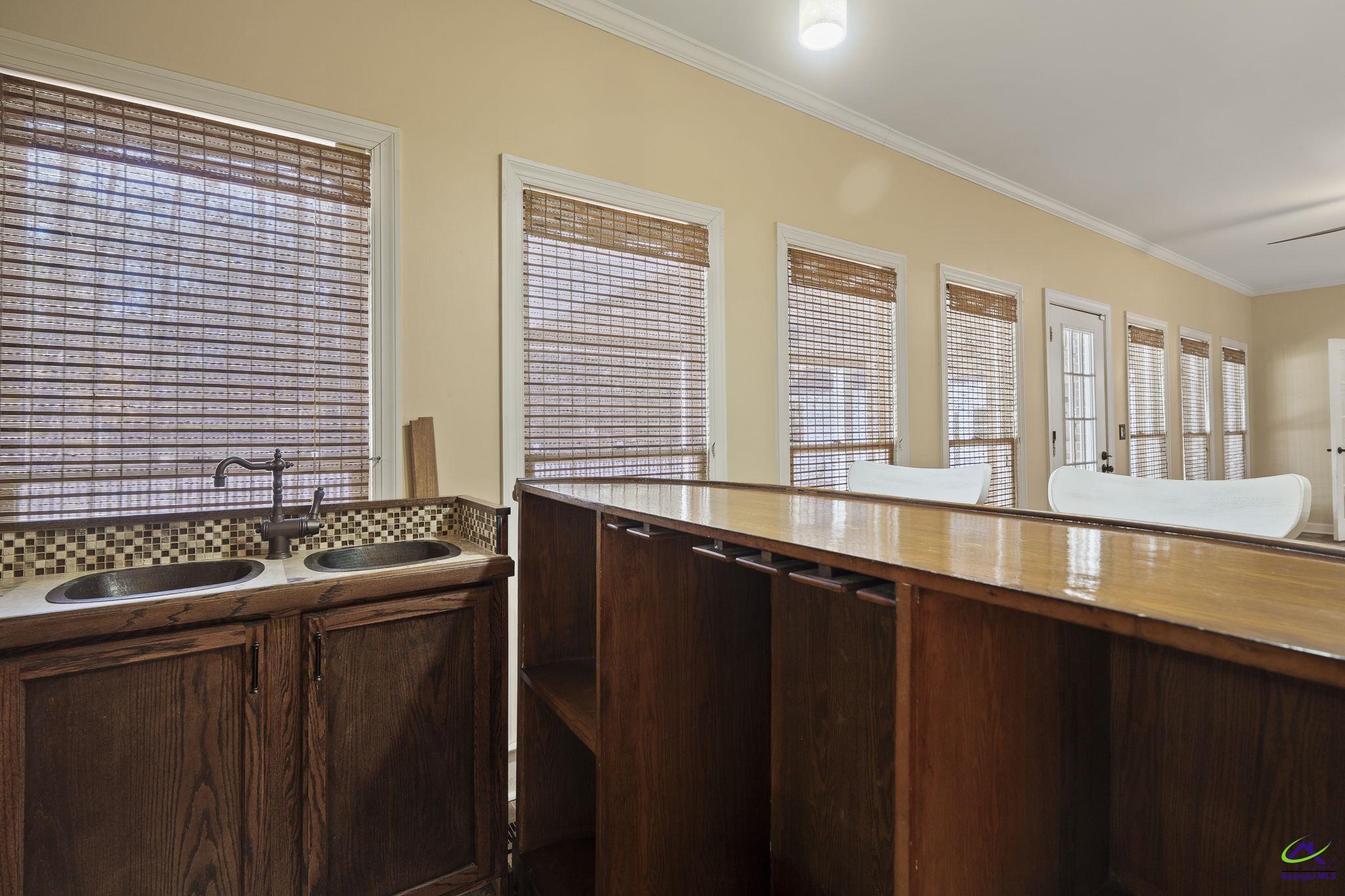 1231 Woodcrest Drive