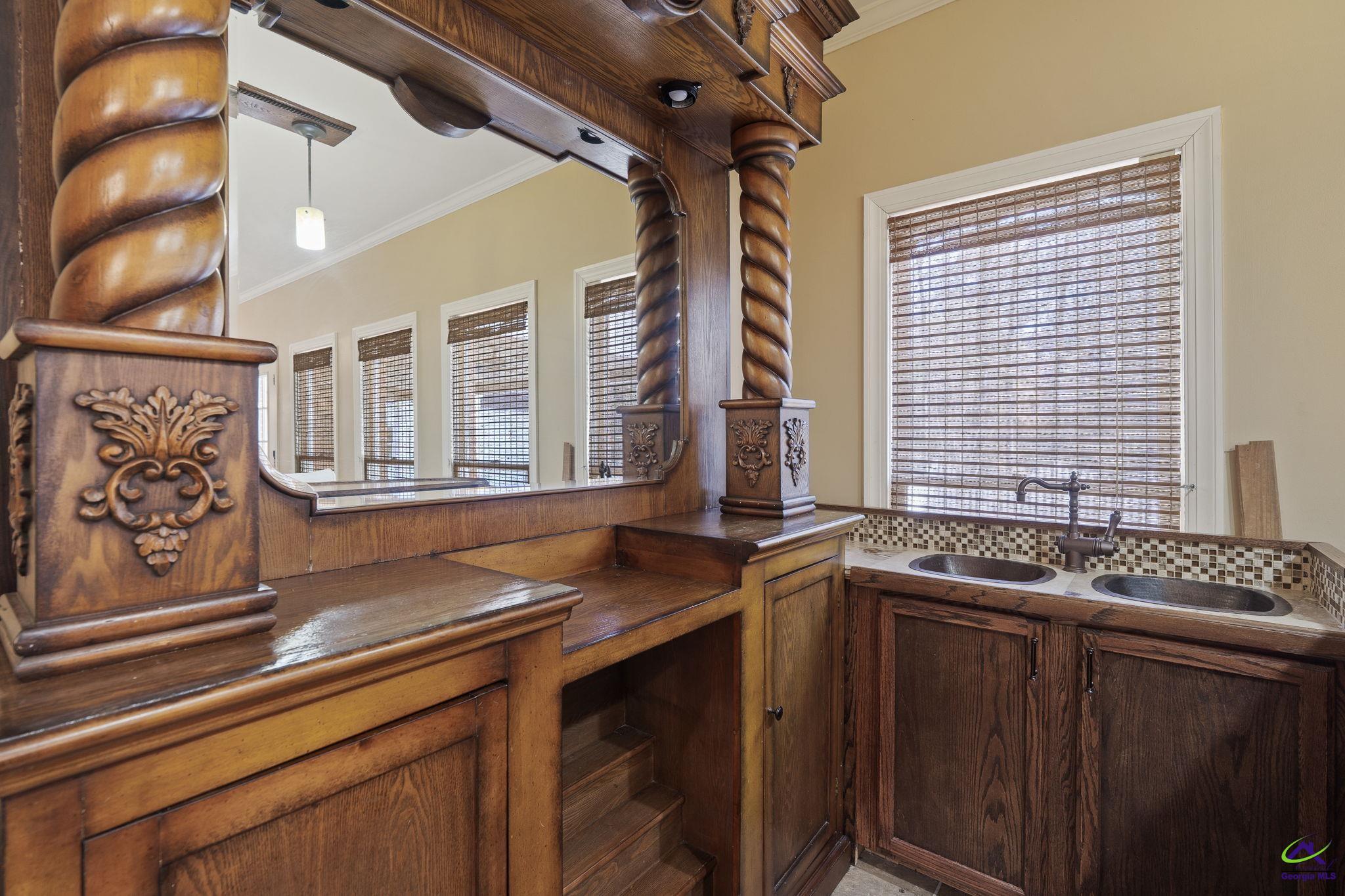 1231 Woodcrest Drive