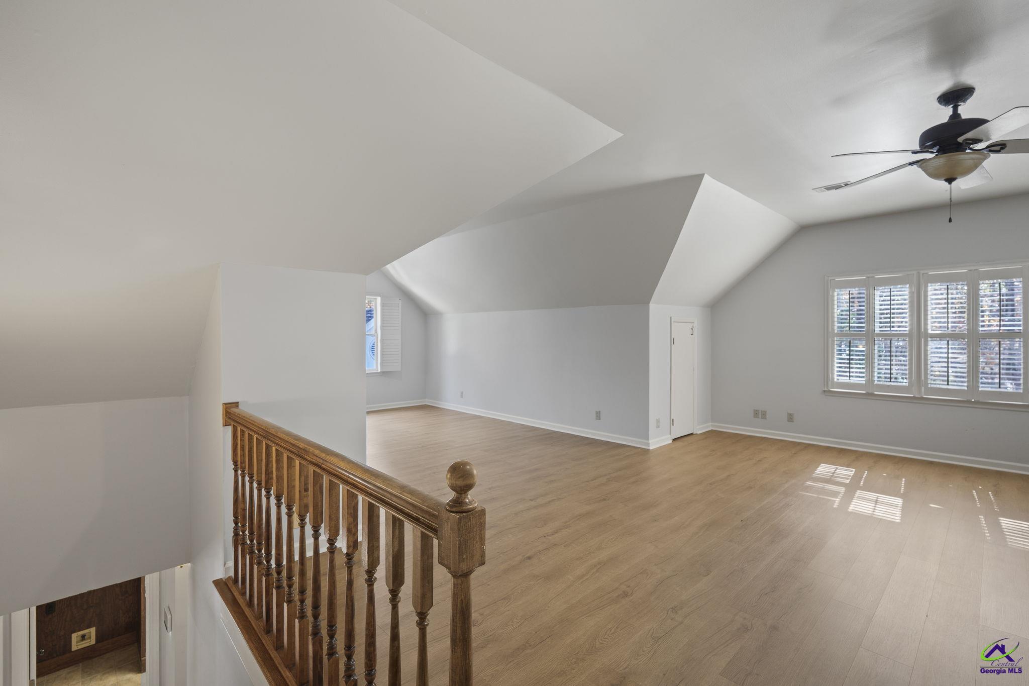 1231 Woodcrest Drive