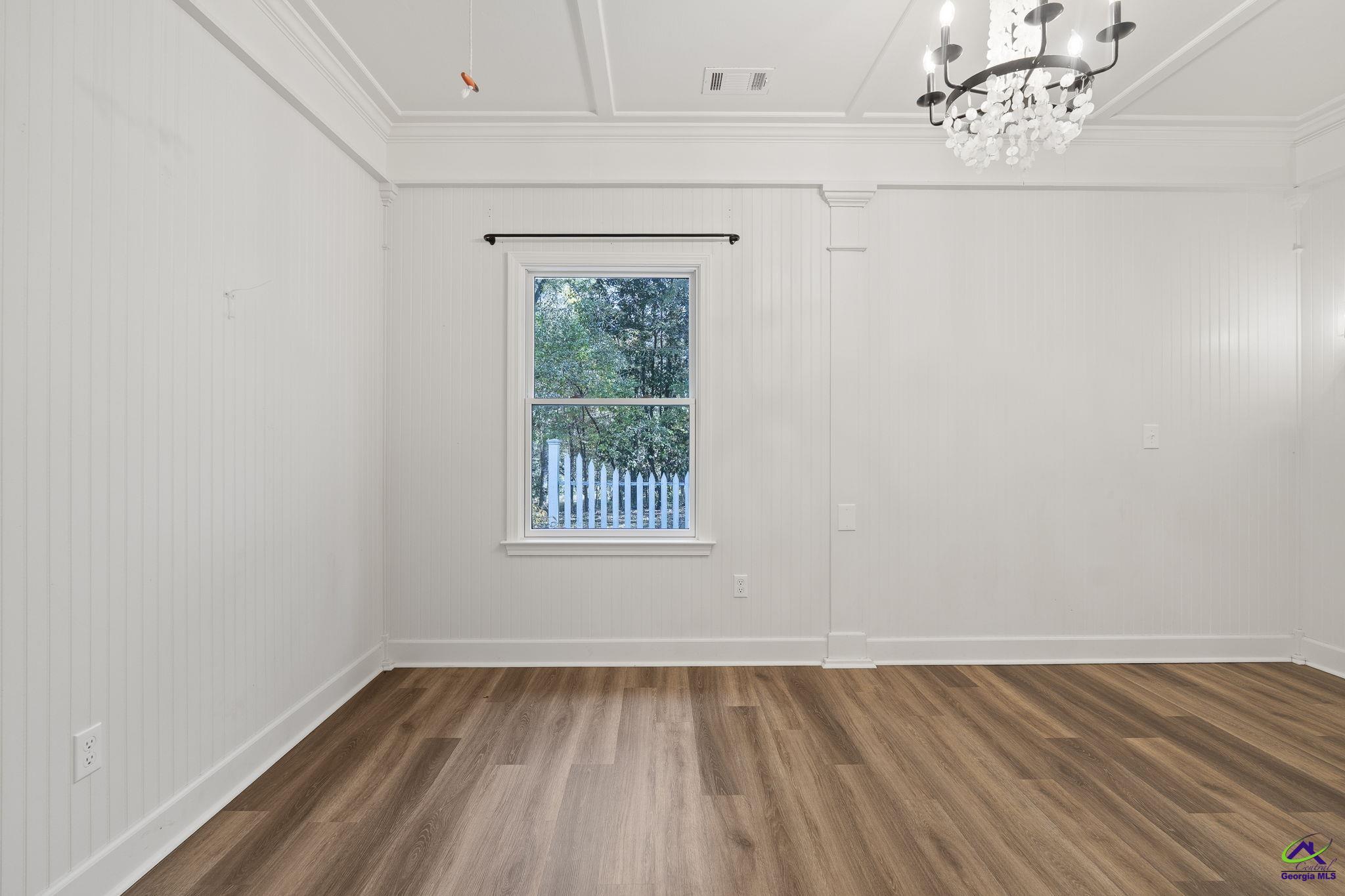 1231 Woodcrest Drive