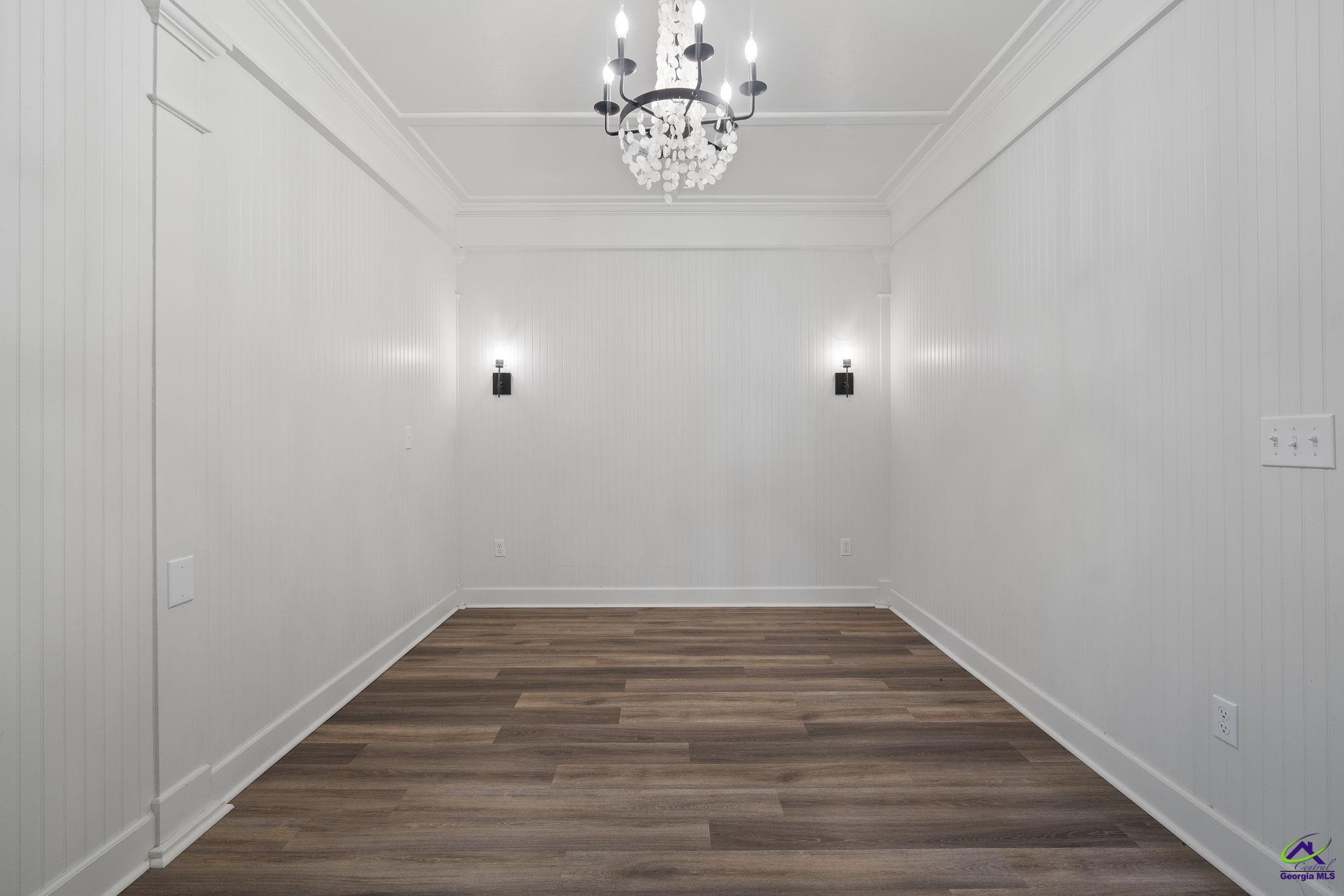 1231 Woodcrest Drive