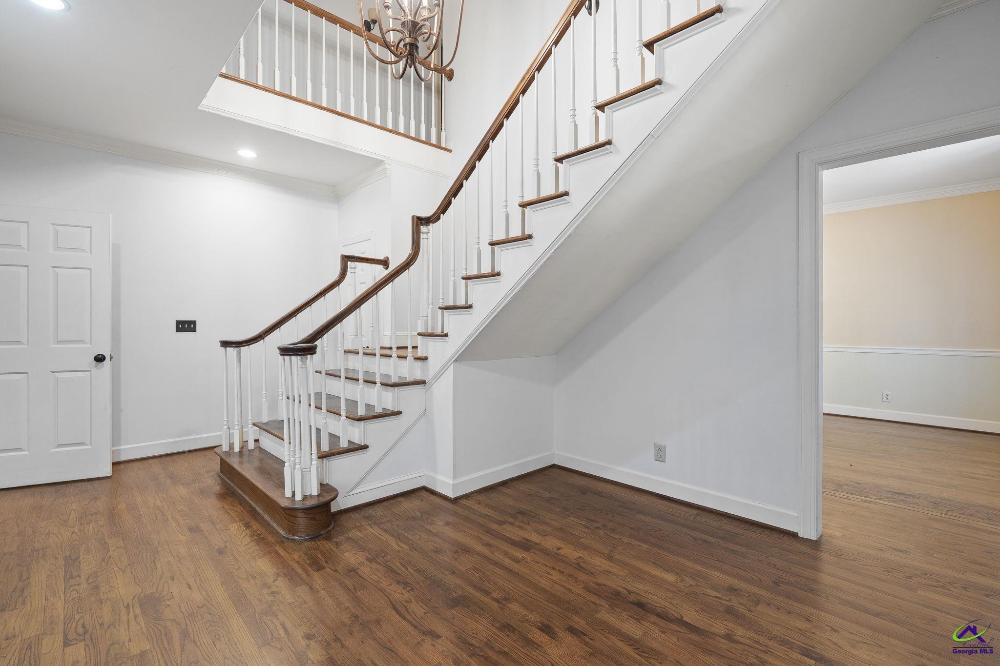 1231 Woodcrest Drive