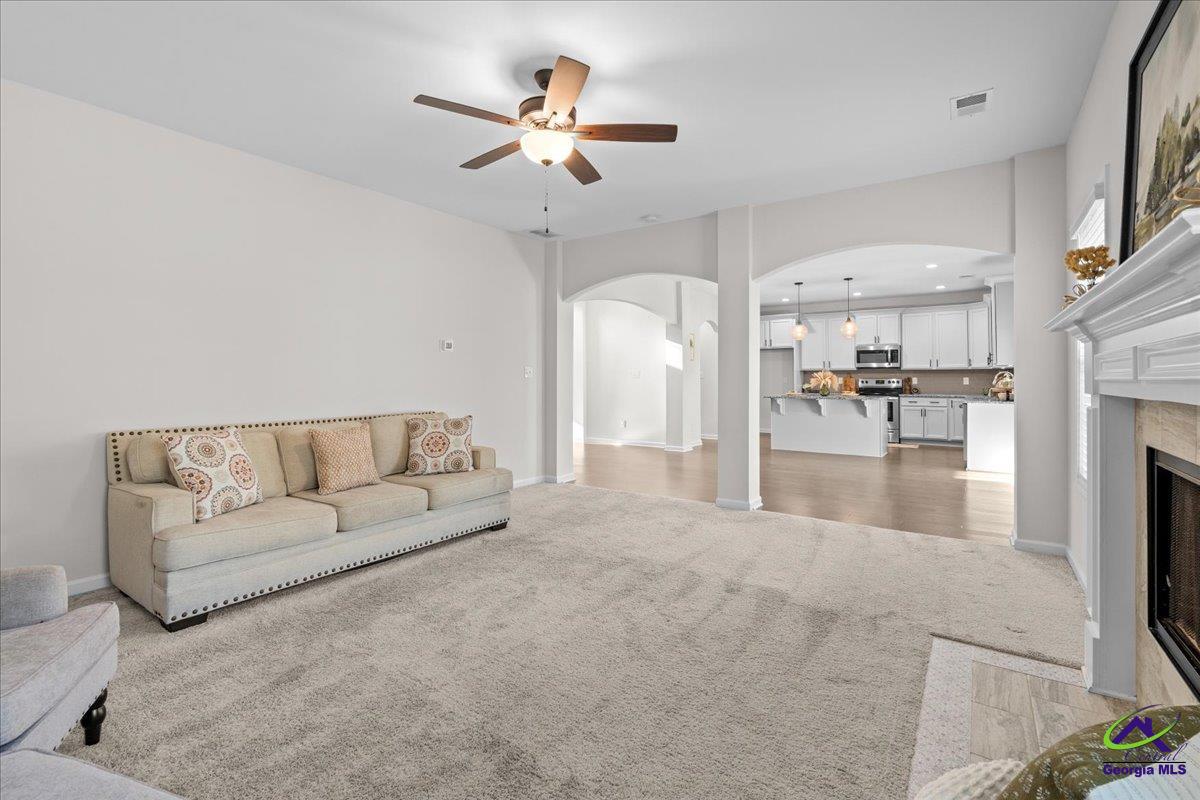 126 W River Cane Run