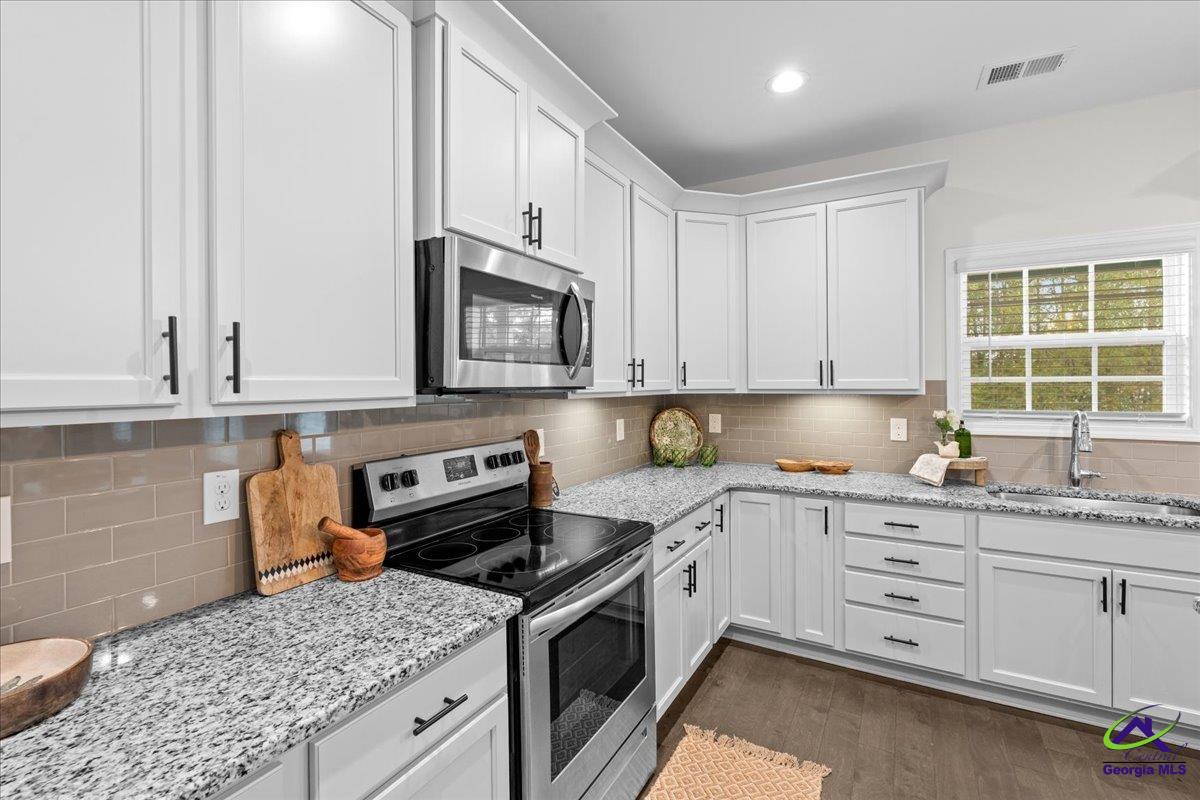 126 W River Cane Run