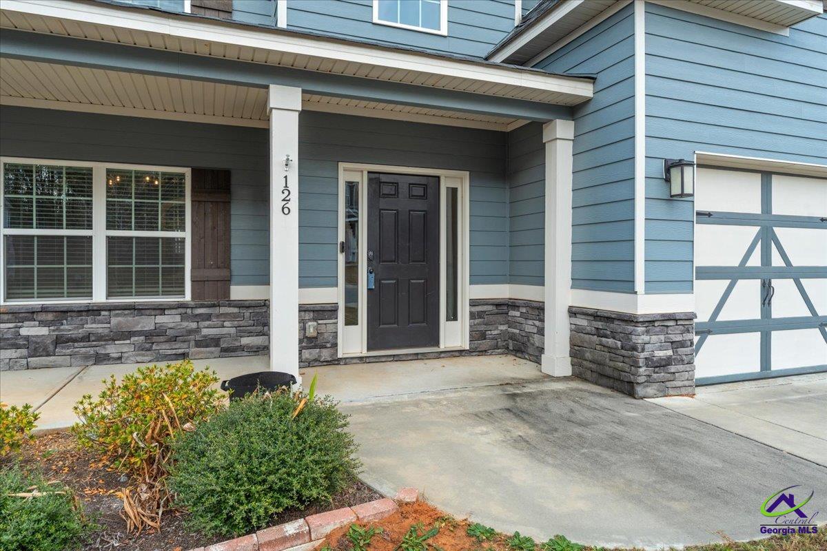 126 W River Cane Run