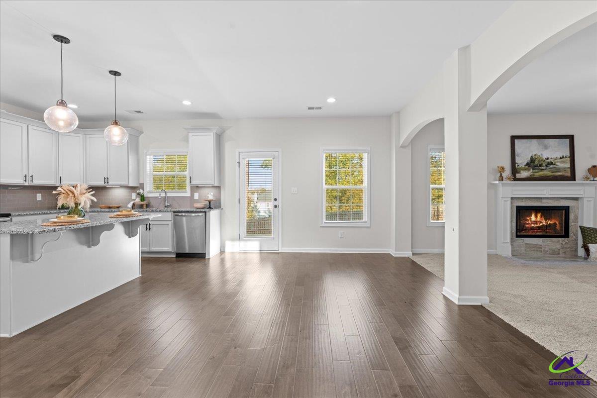 126 W River Cane Run