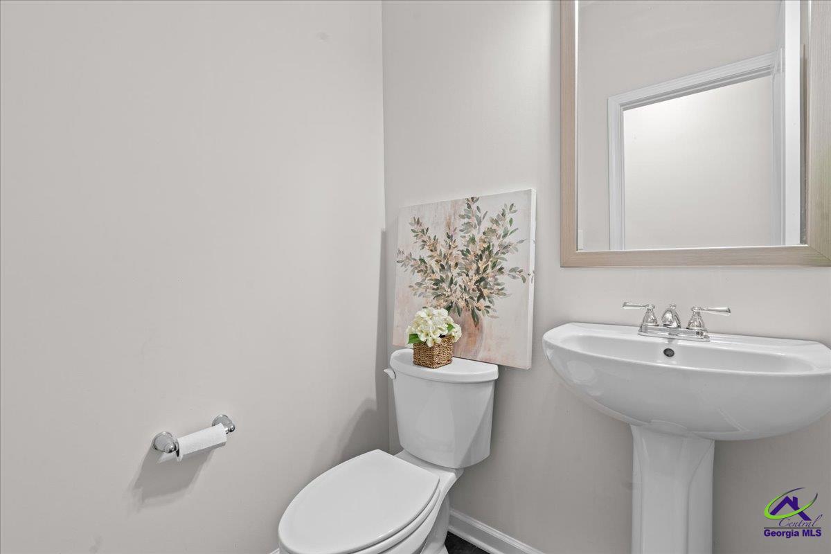 126 W River Cane Run