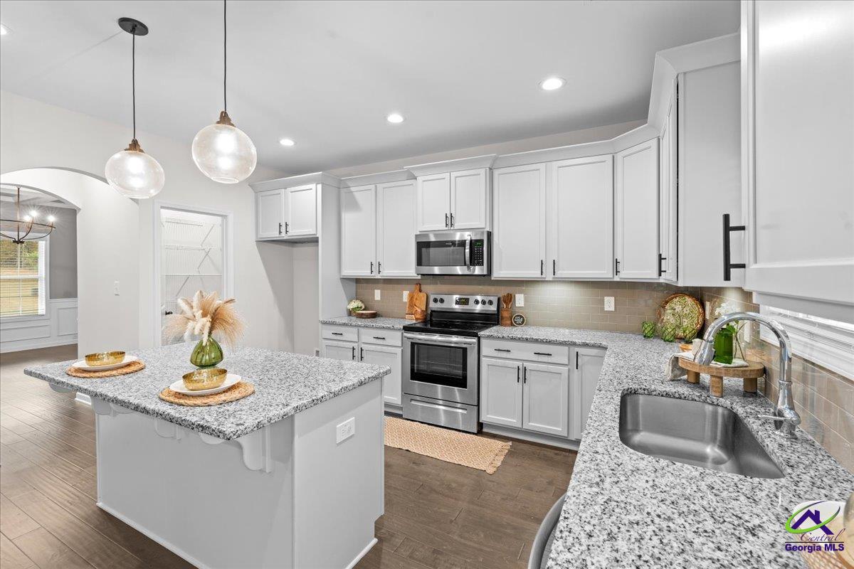 126 W River Cane Run