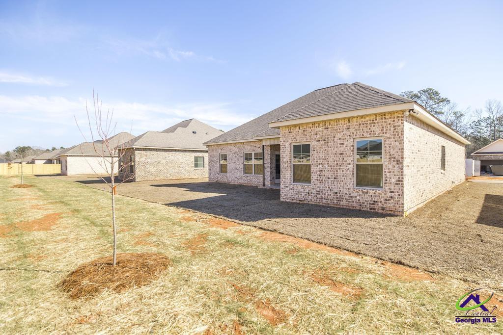 519 Bristleleaf Path