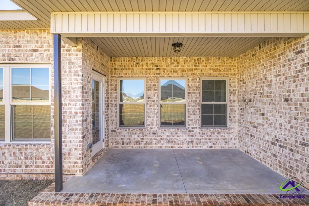 519 Bristleleaf Path