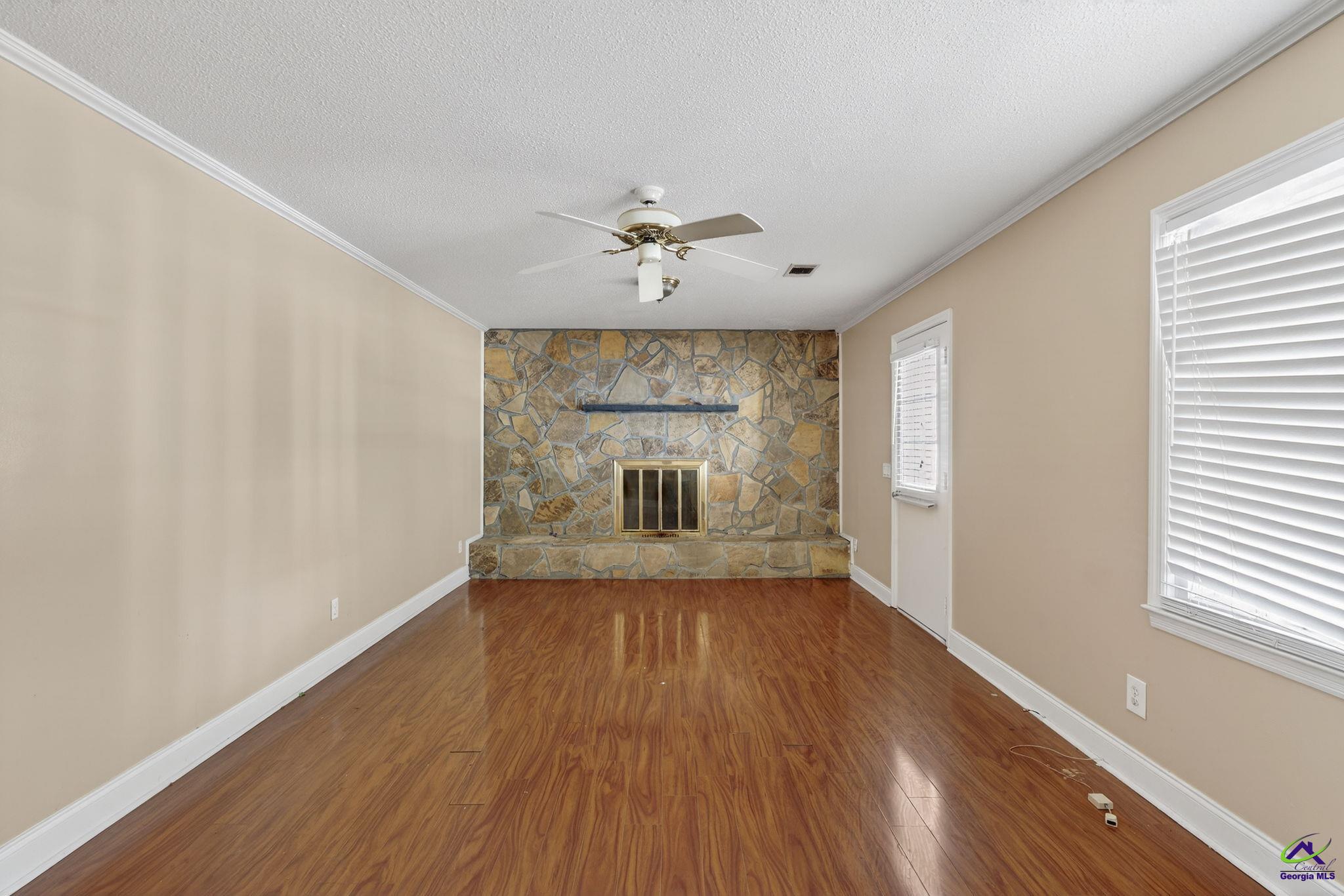 107 Via Eldorado Drive