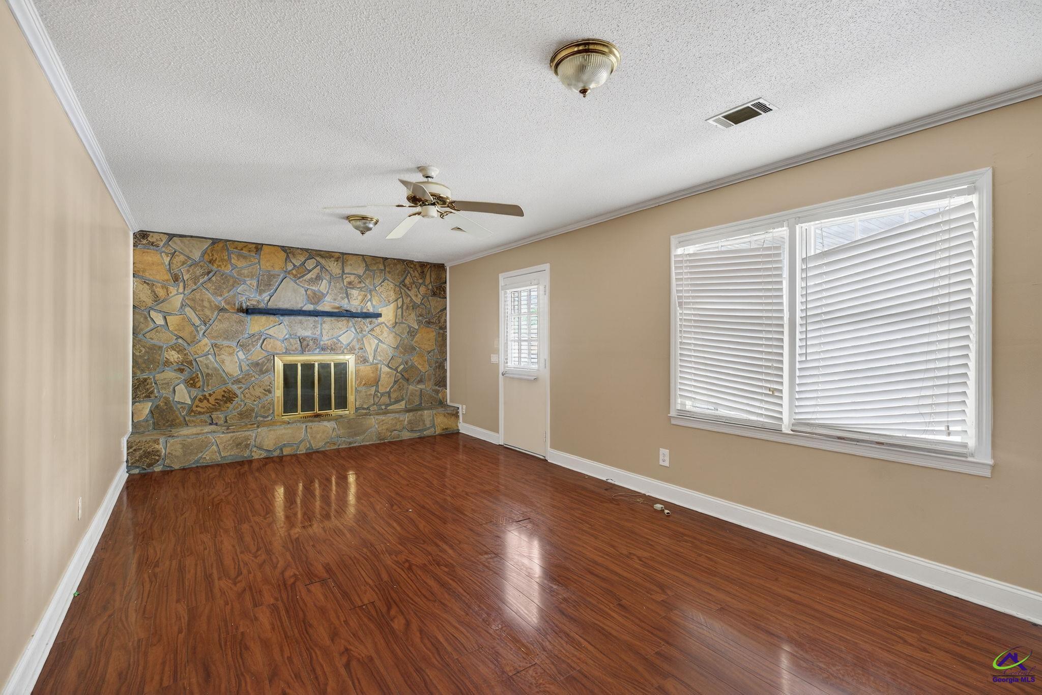 107 Via Eldorado Drive