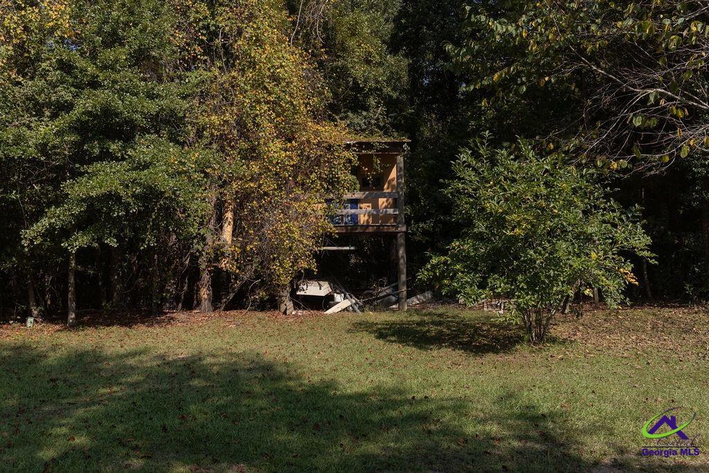 1513 Columbus Highway