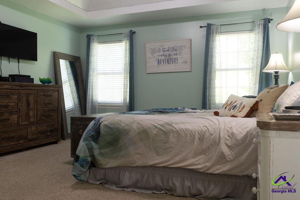 1513 Columbus Highway