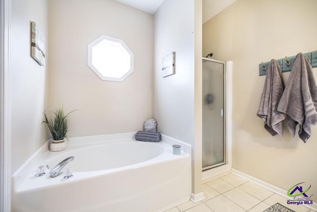 167 Holly Pointe
