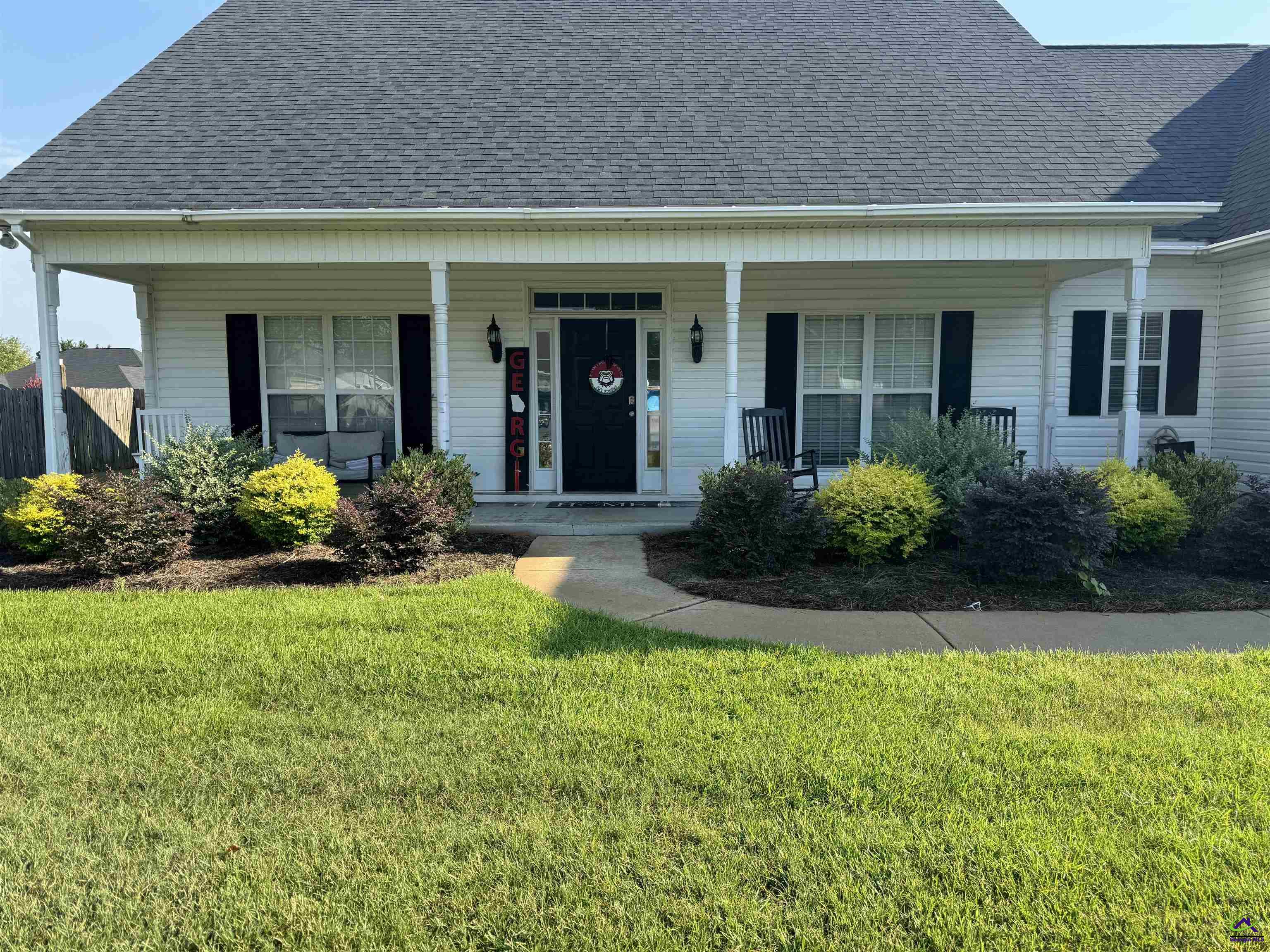 167 Holly Pointe
