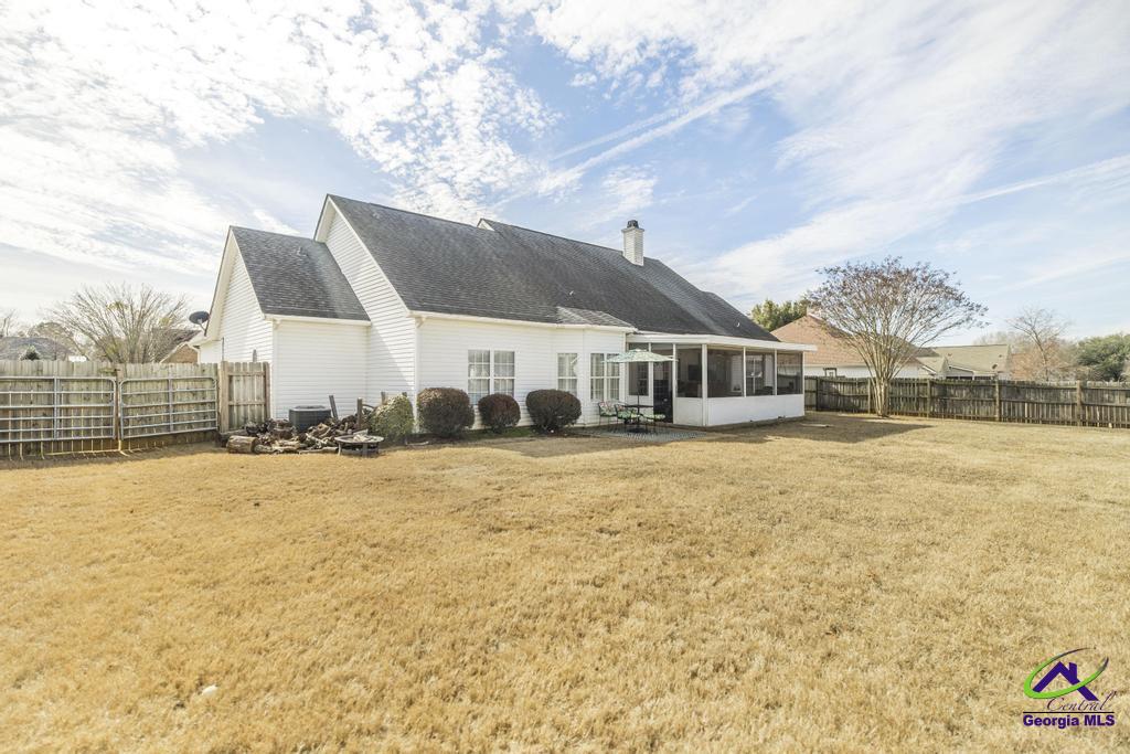 167 Holly Pointe