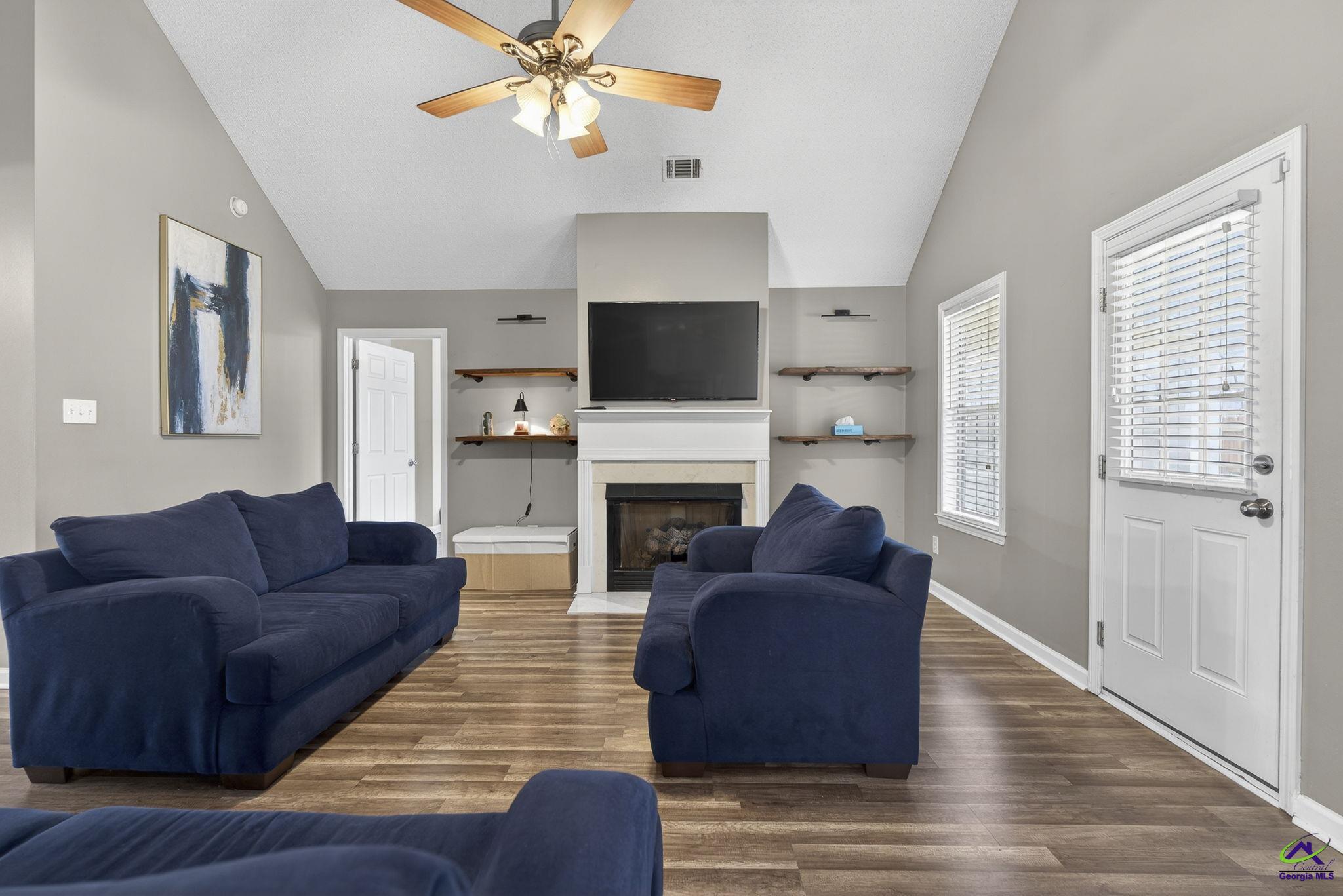 307 Carver Court