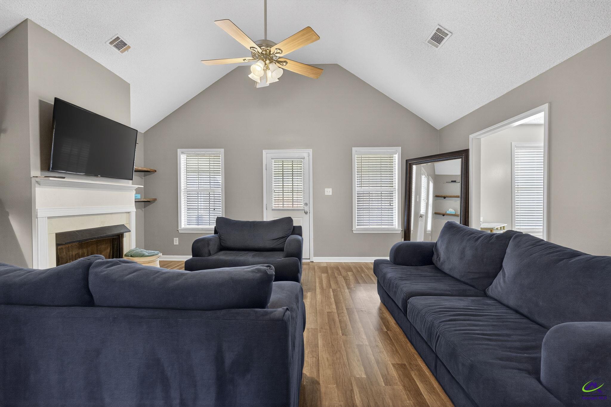 307 Carver Court