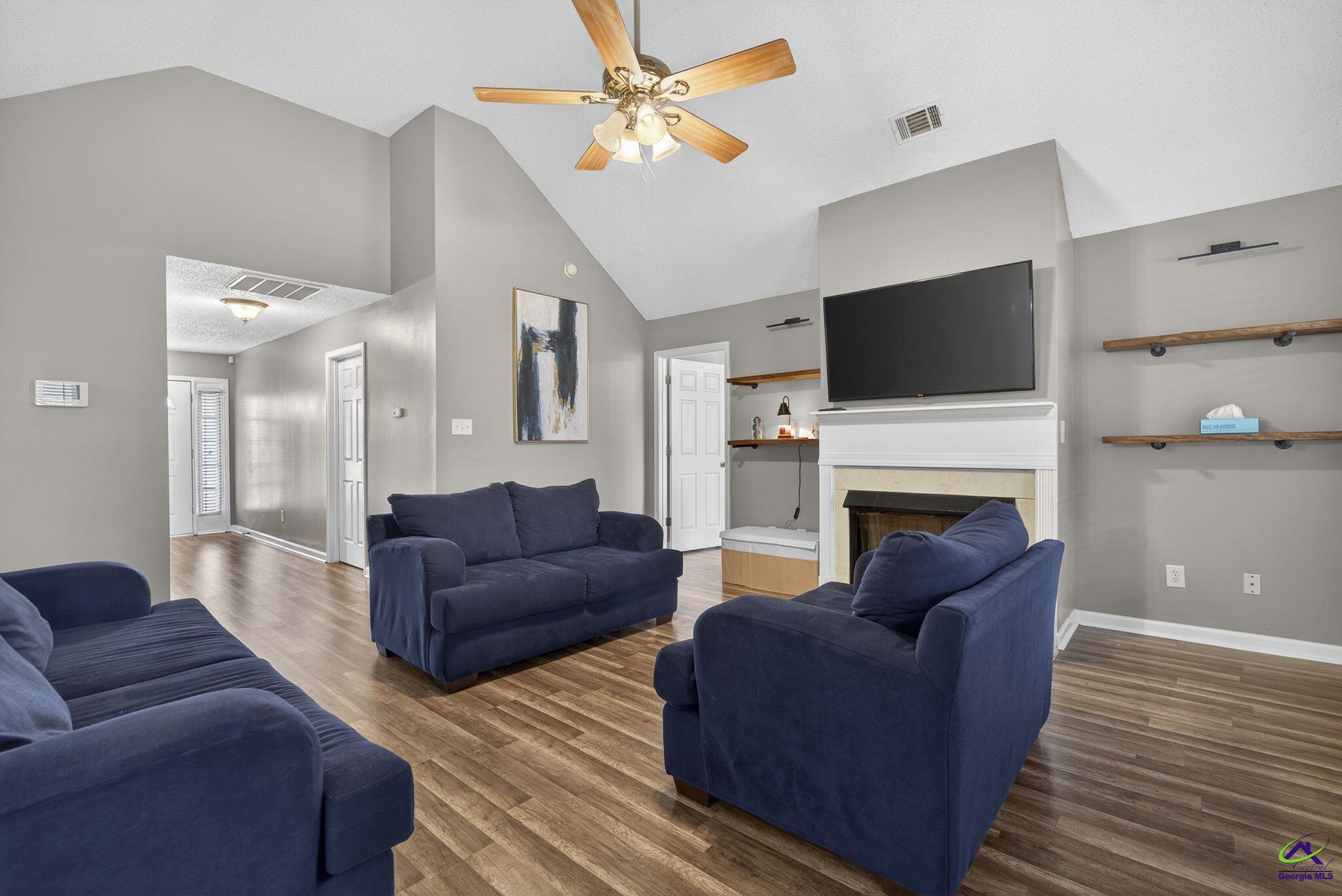 307 Carver Court