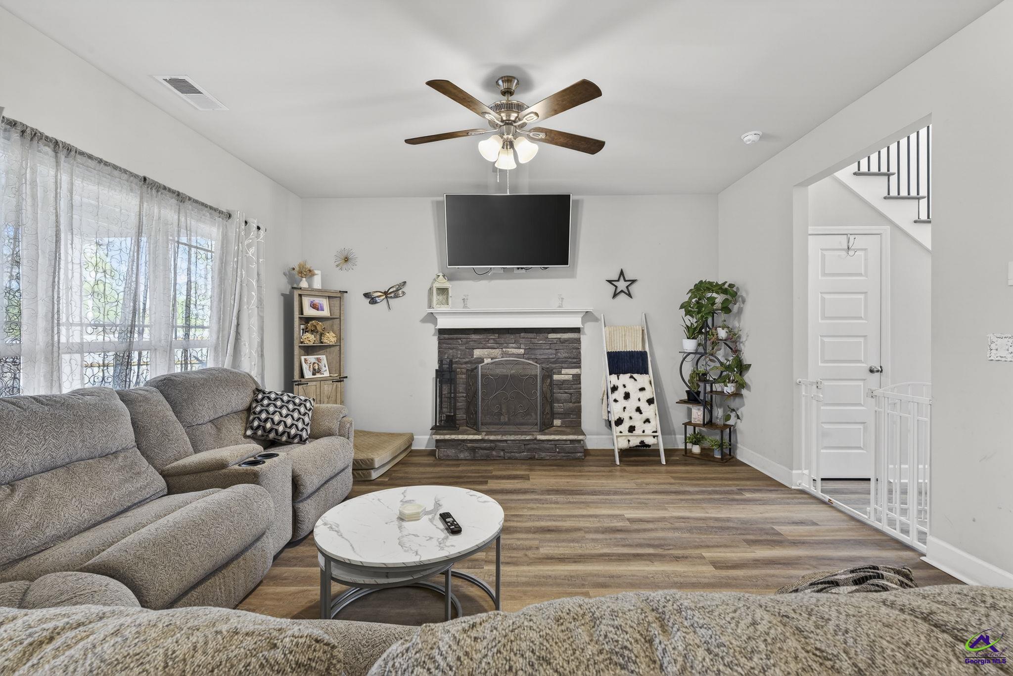 412 Gray Wolf Drive