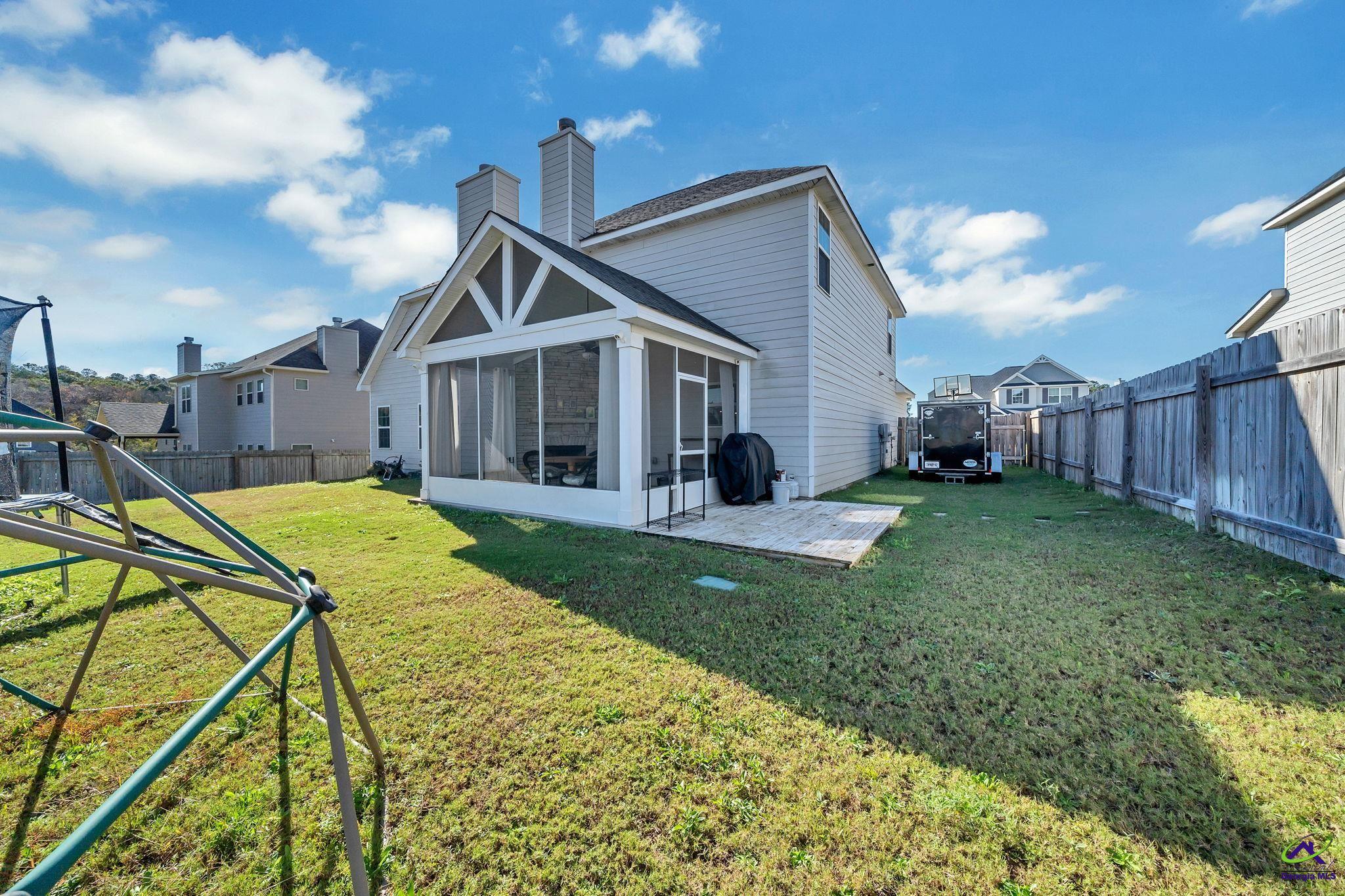 438 Newport Avenue