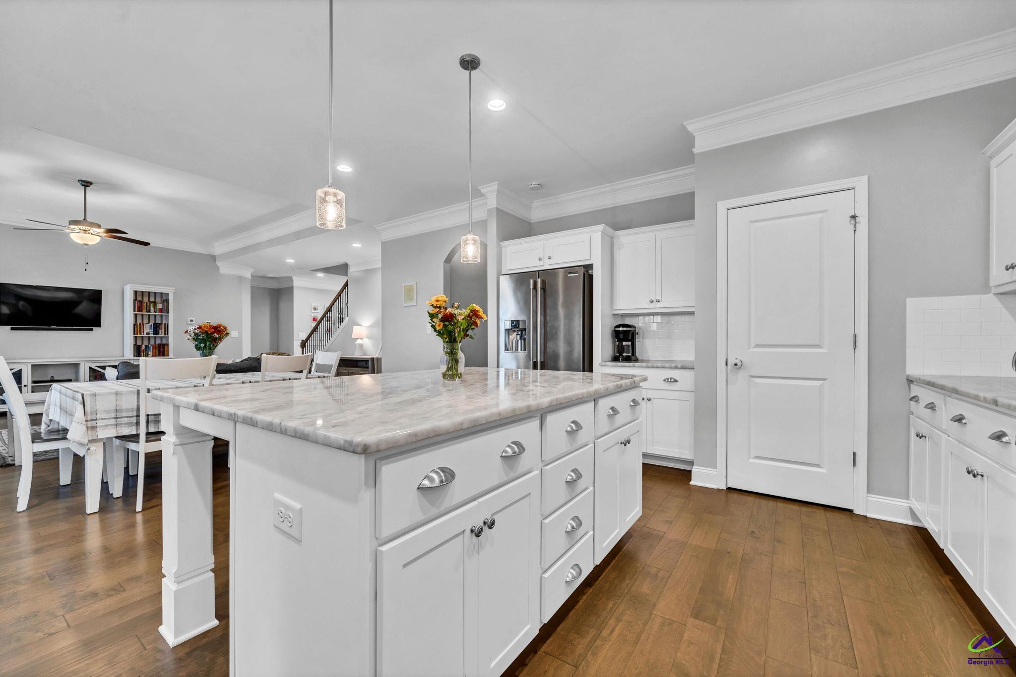 438 Newport Avenue