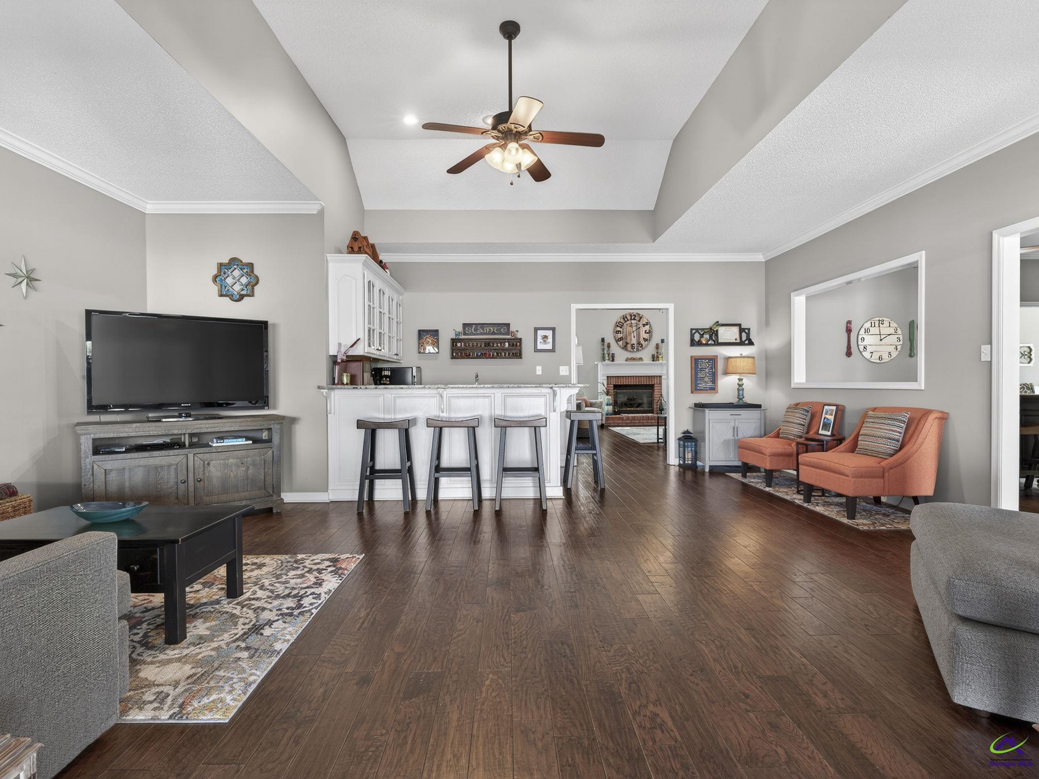 100 Club Place Court