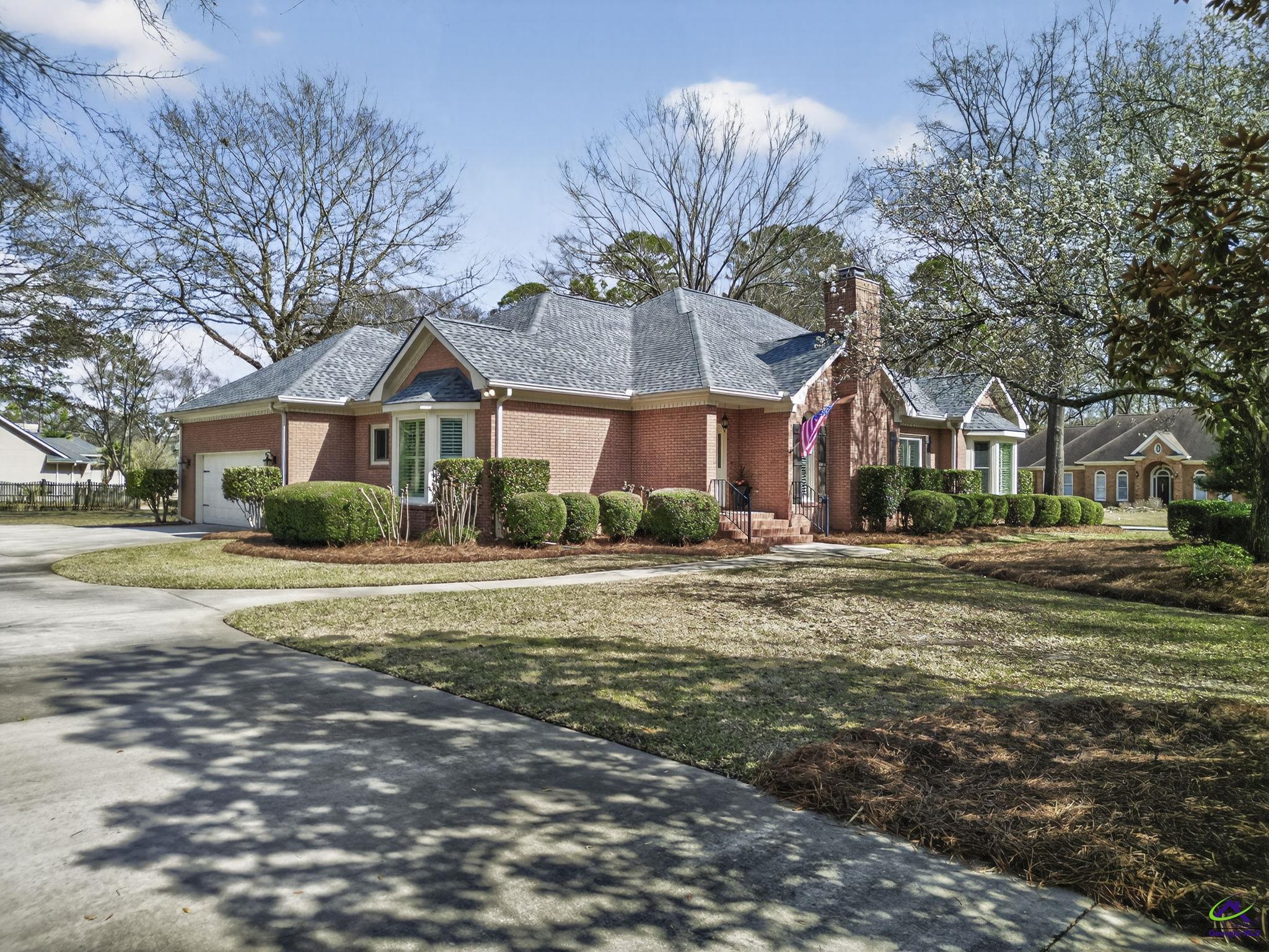 100 Club Place Court