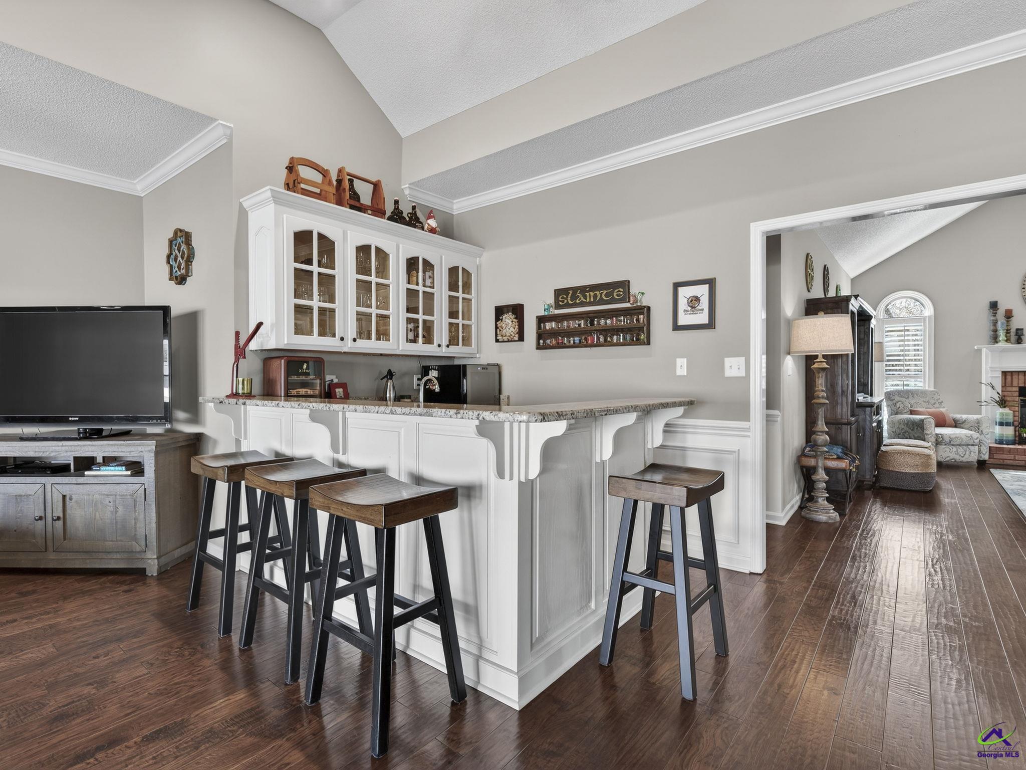 100 Club Place Court