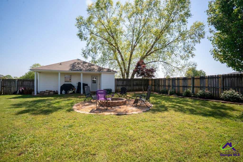 100 Strawbridge Lane