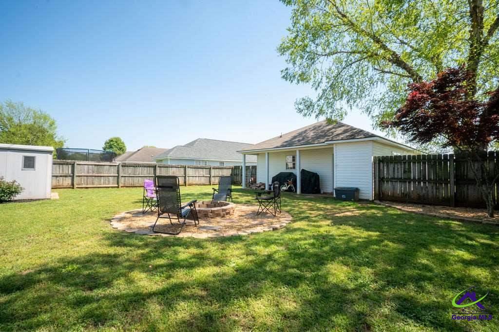 100 Strawbridge Lane