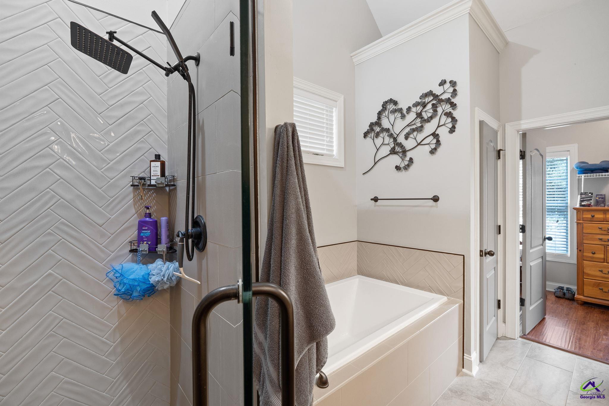 412 Arlington Falls Court