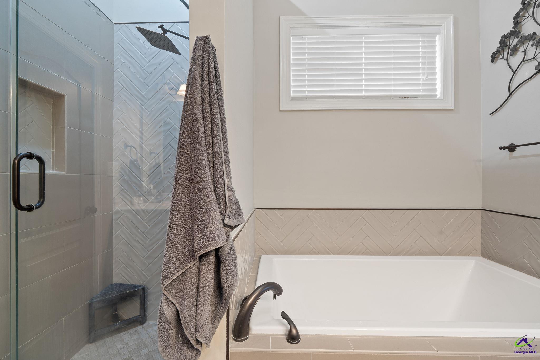 412 Arlington Falls Court