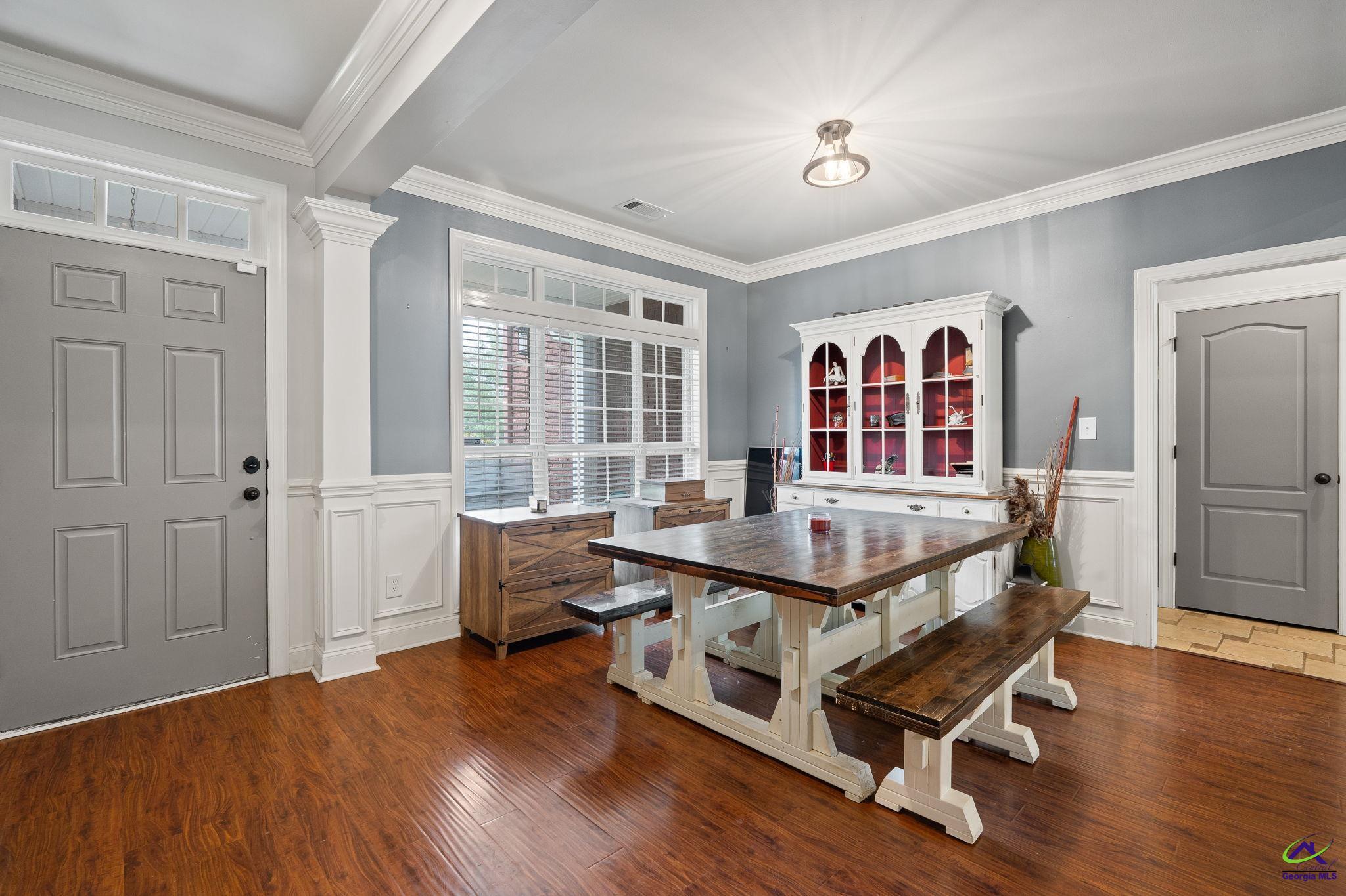 412 Arlington Falls Court