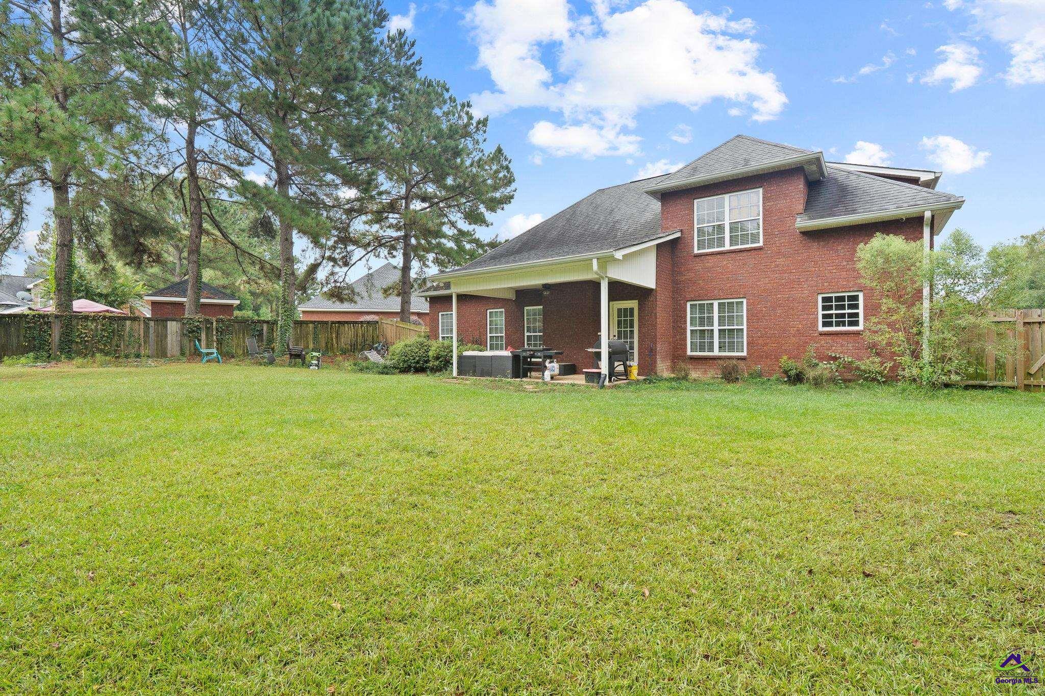 412 Arlington Falls Court
