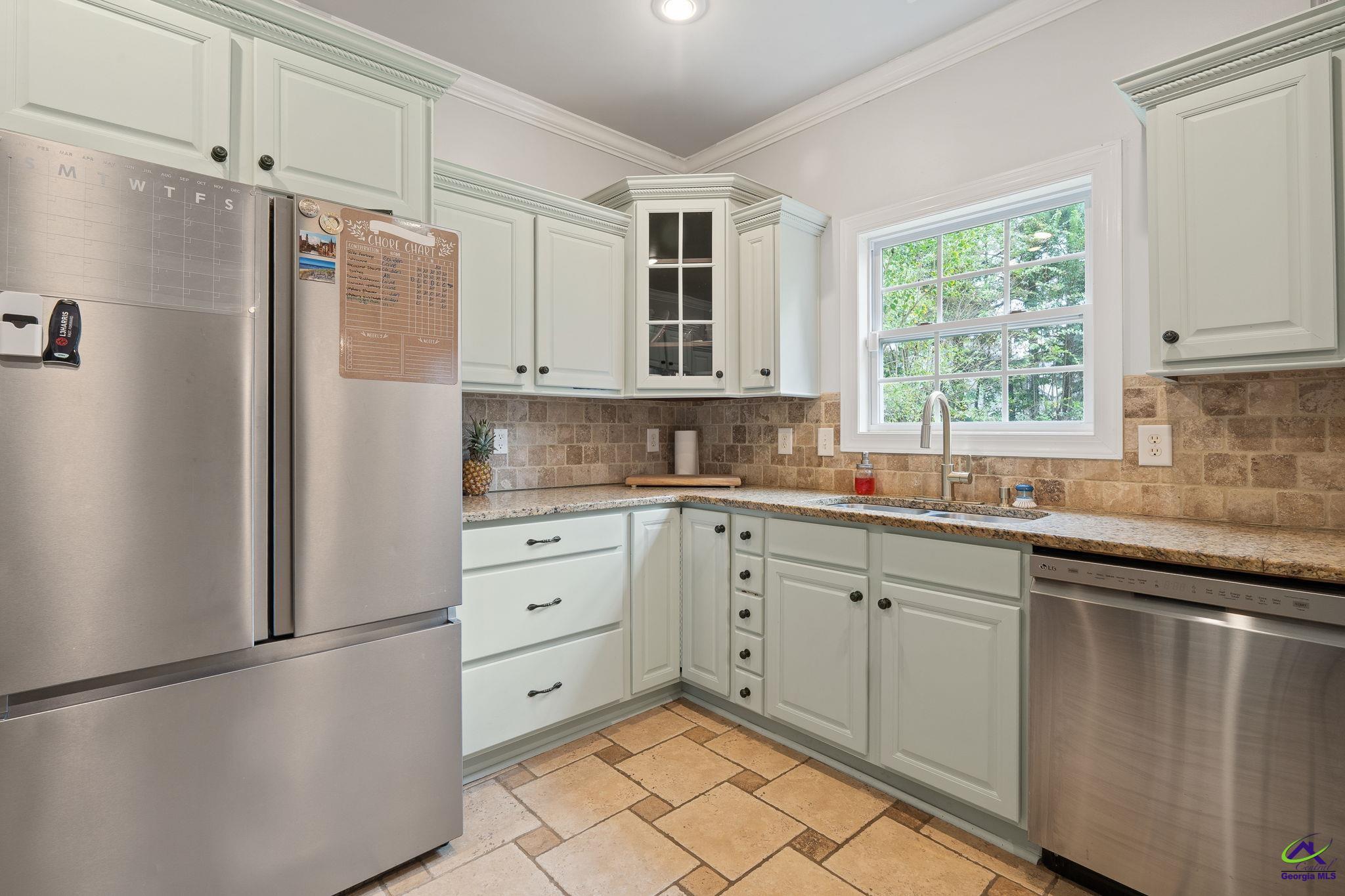 412 Arlington Falls Court