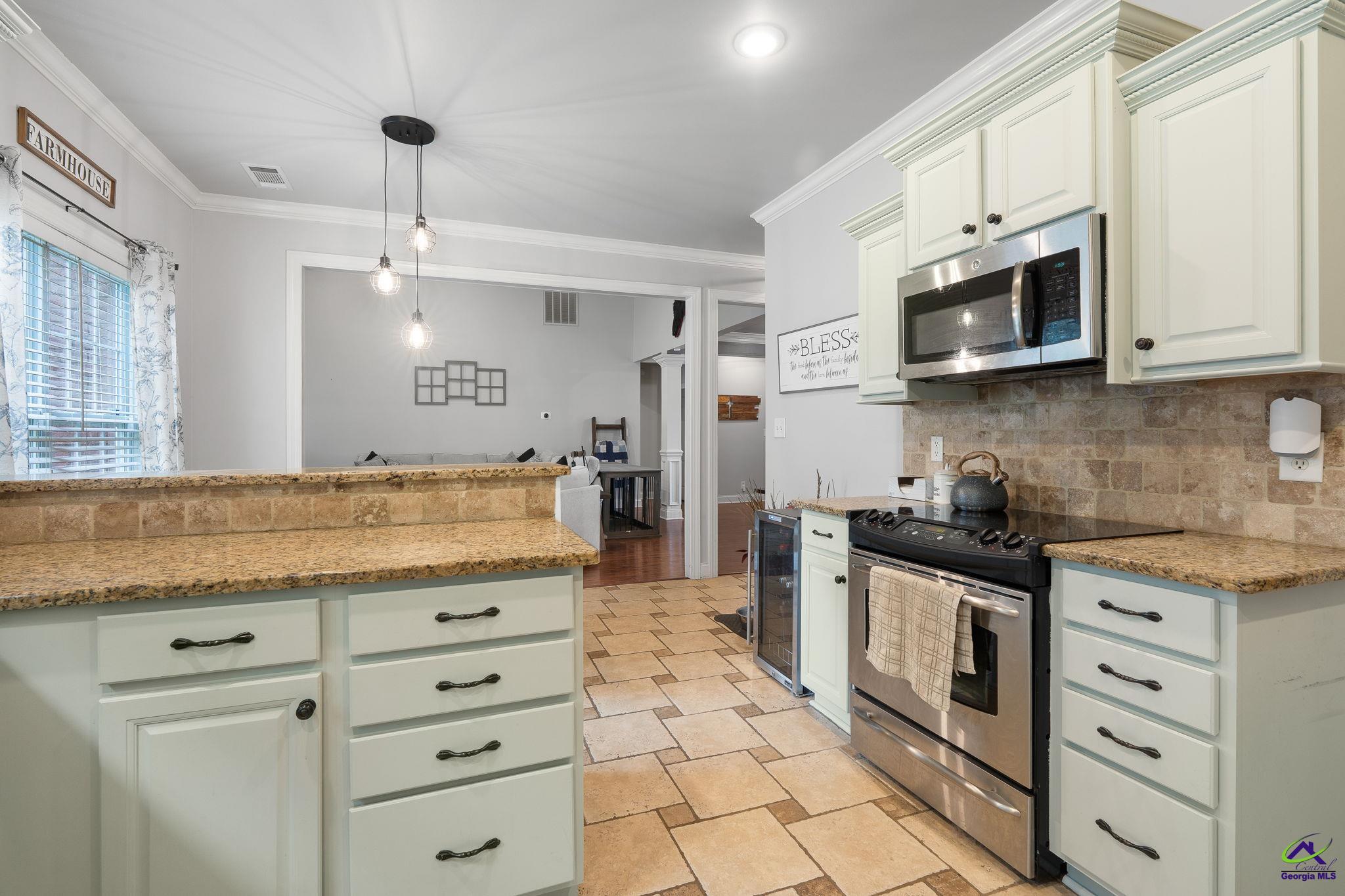 412 Arlington Falls Court