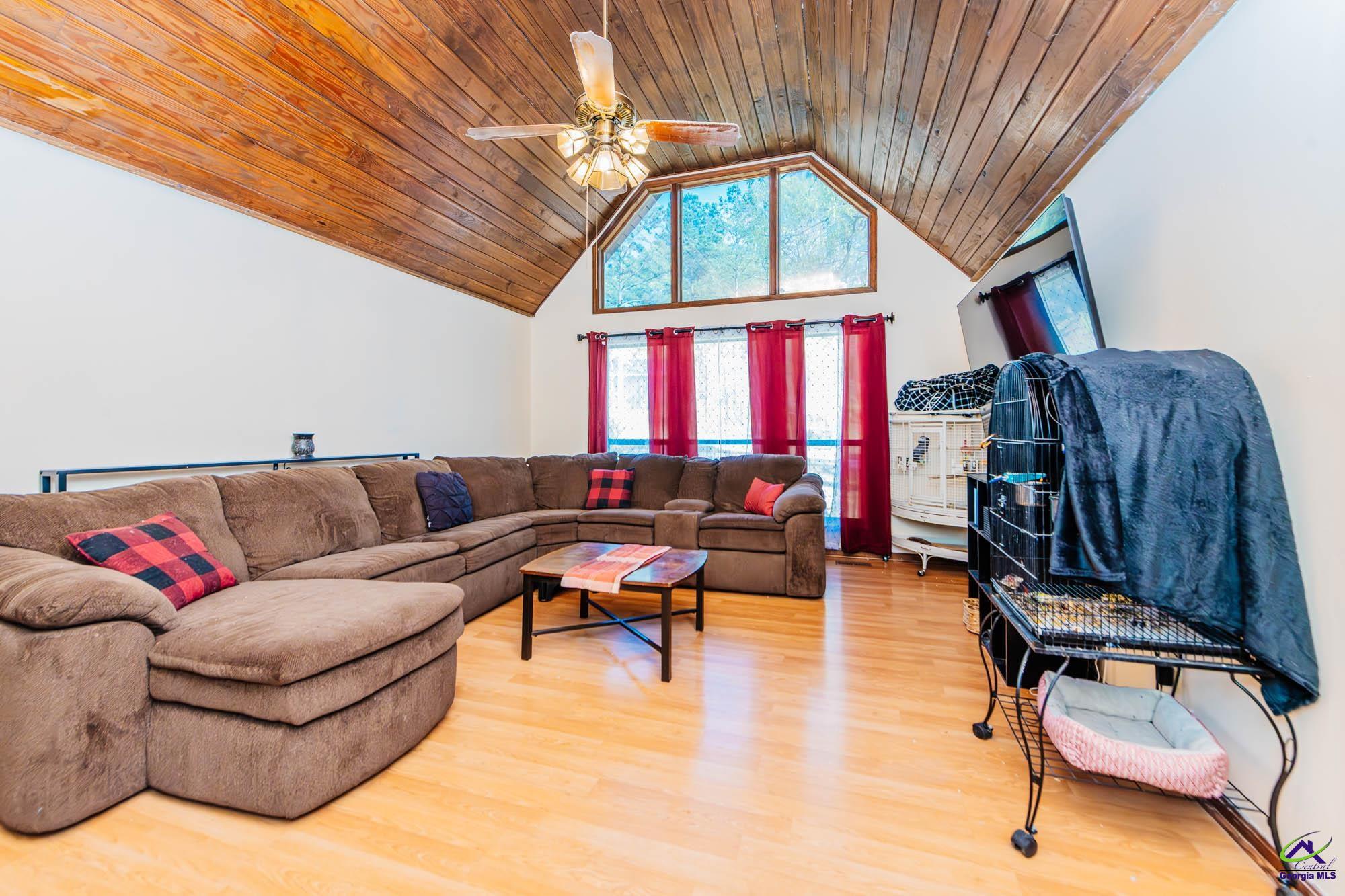309 Dogwood Glen