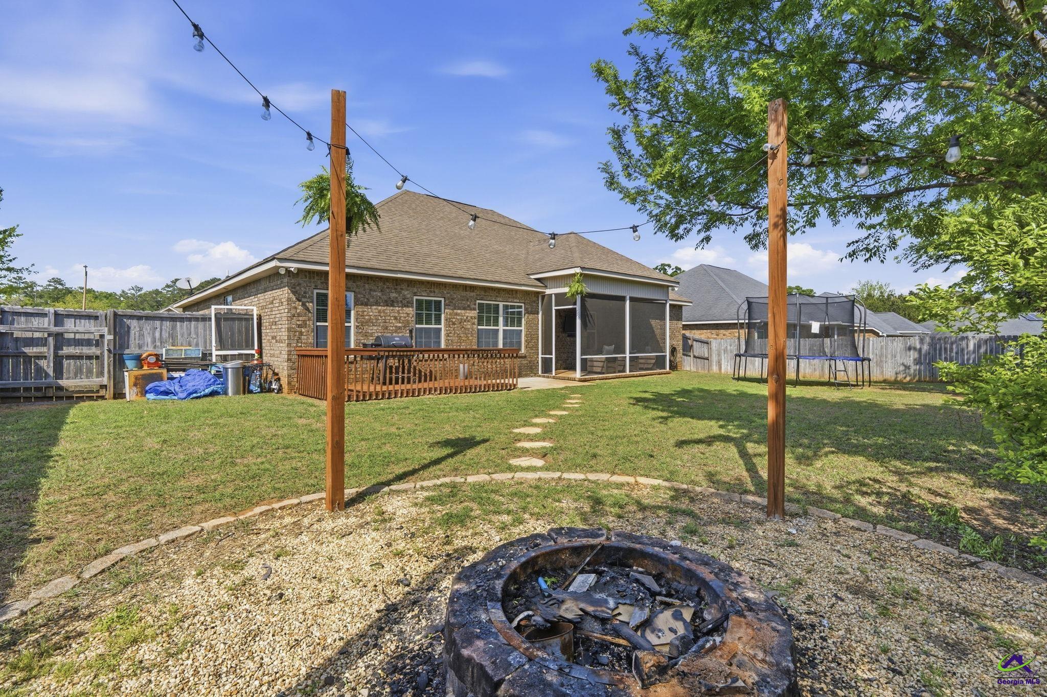 208 Hunts Landing Drive