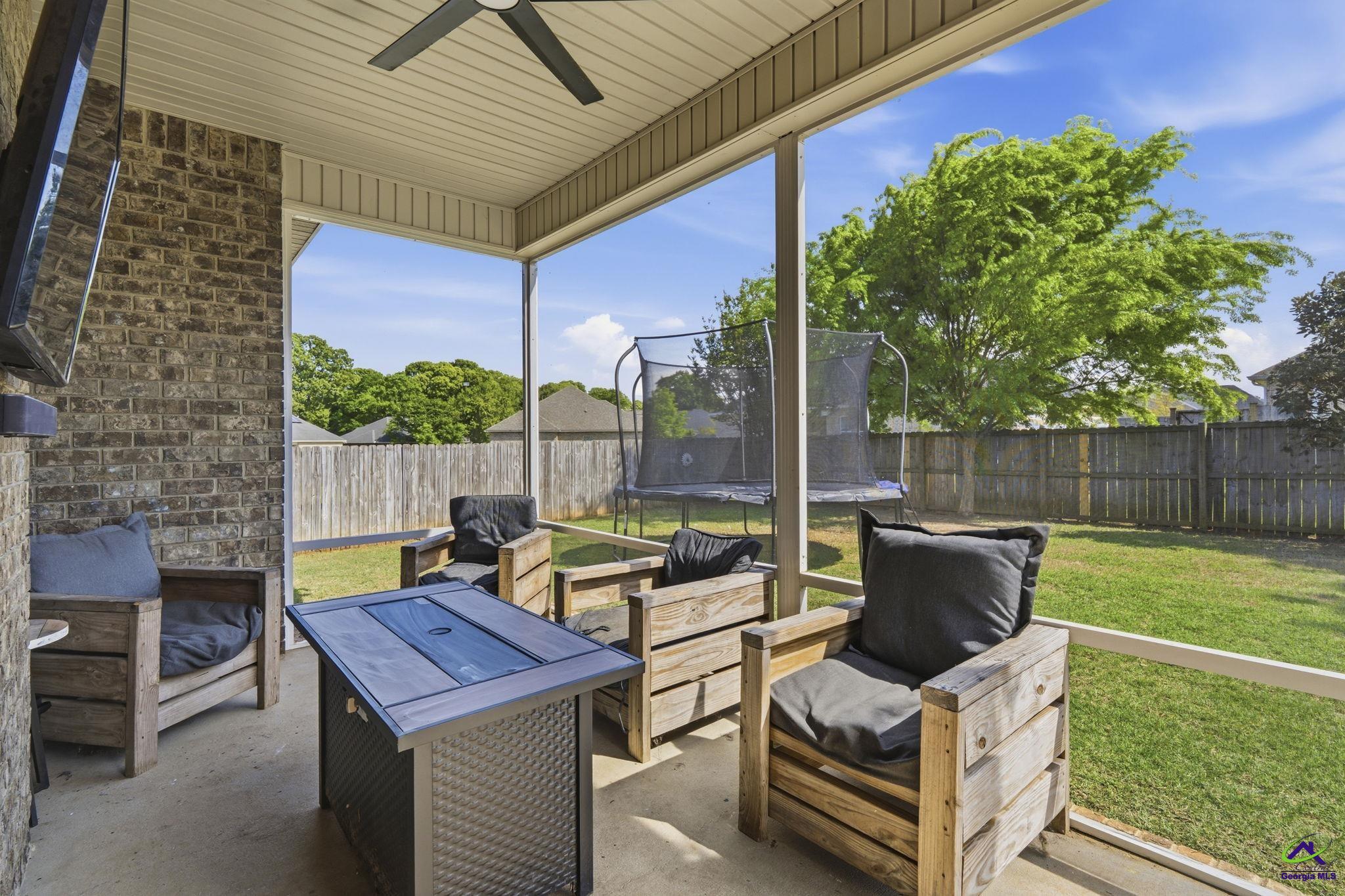 208 Hunts Landing Drive