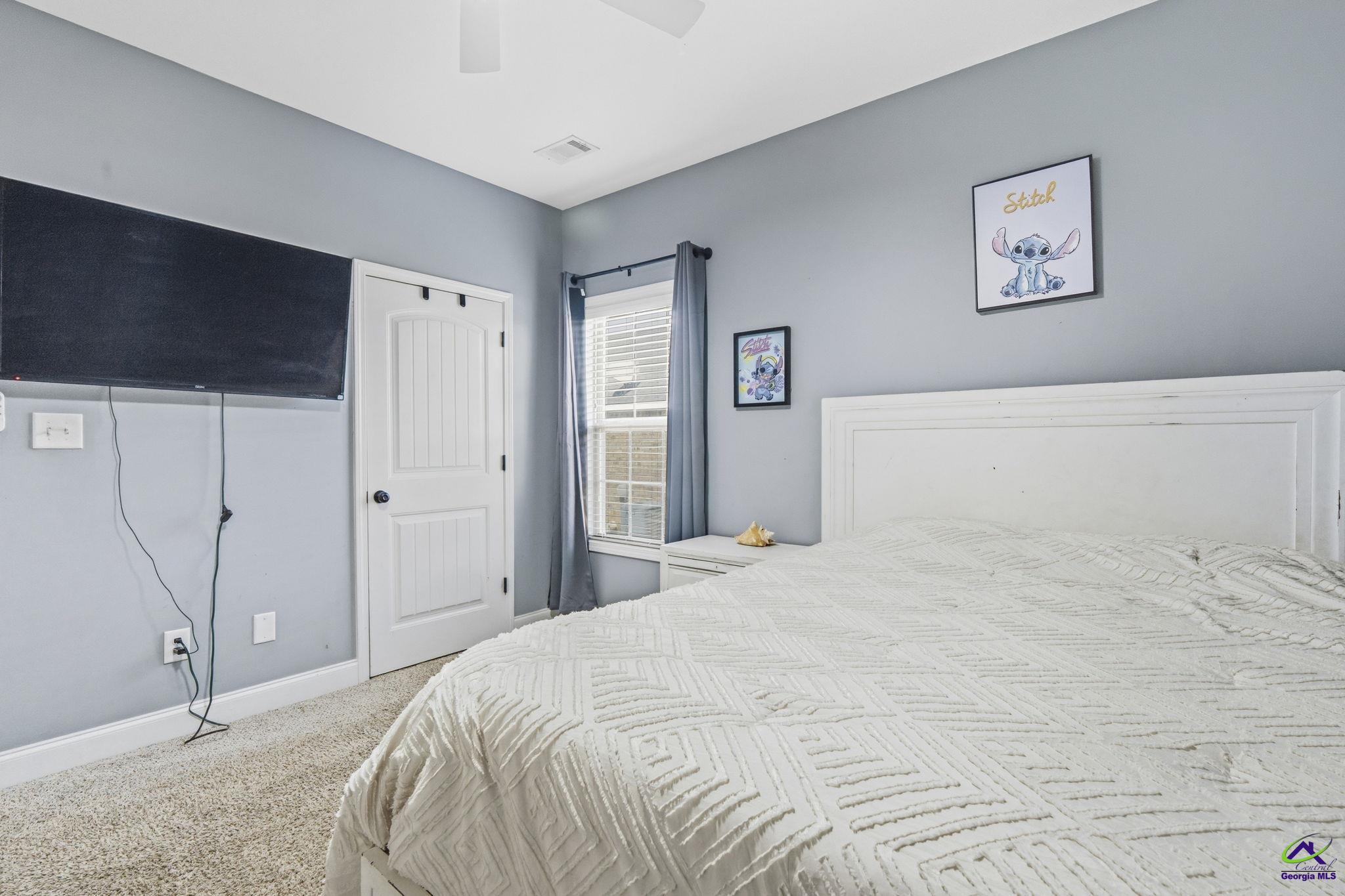 208 Hunts Landing Drive